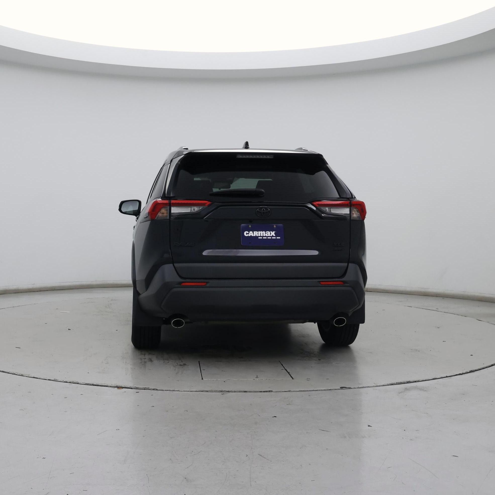 Thumbnail: 2019 Toyota RAV4 - 6
