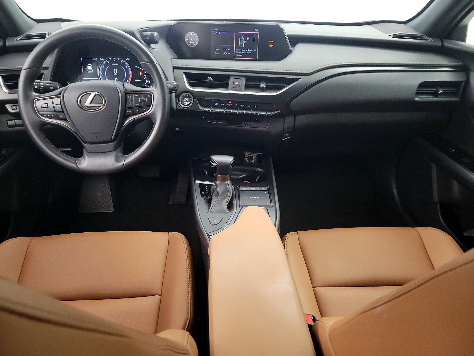 Thumbnail: 2022 Lexus UX - 9