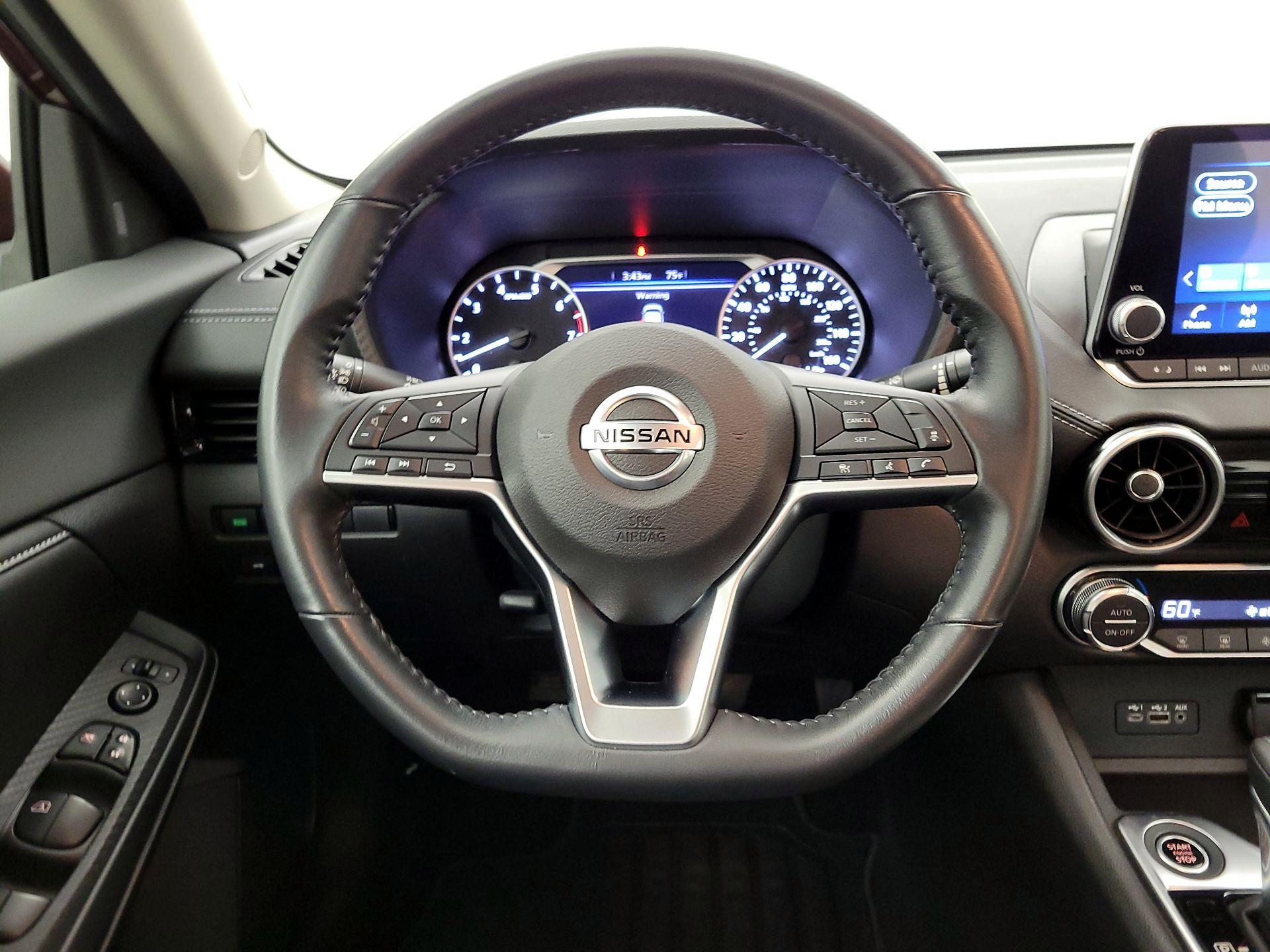 Thumbnail: 2021 Nissan Sentra - 10