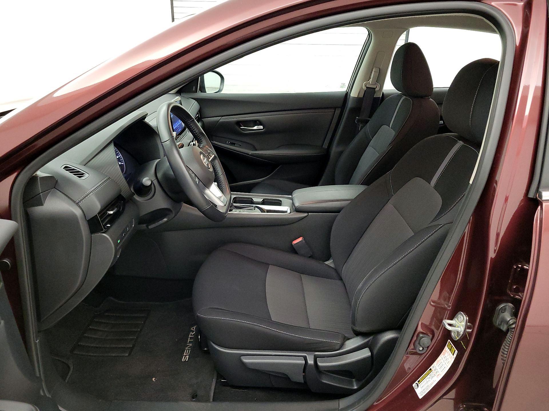 Thumbnail: 2021 Nissan Sentra - 11