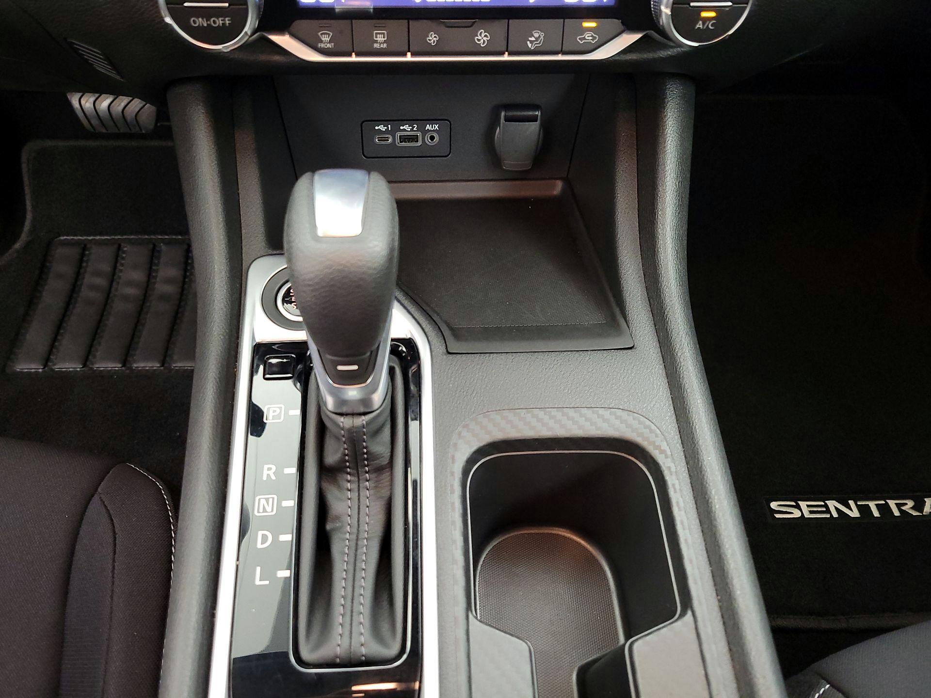 Thumbnail: 2021 Nissan Sentra - 17
