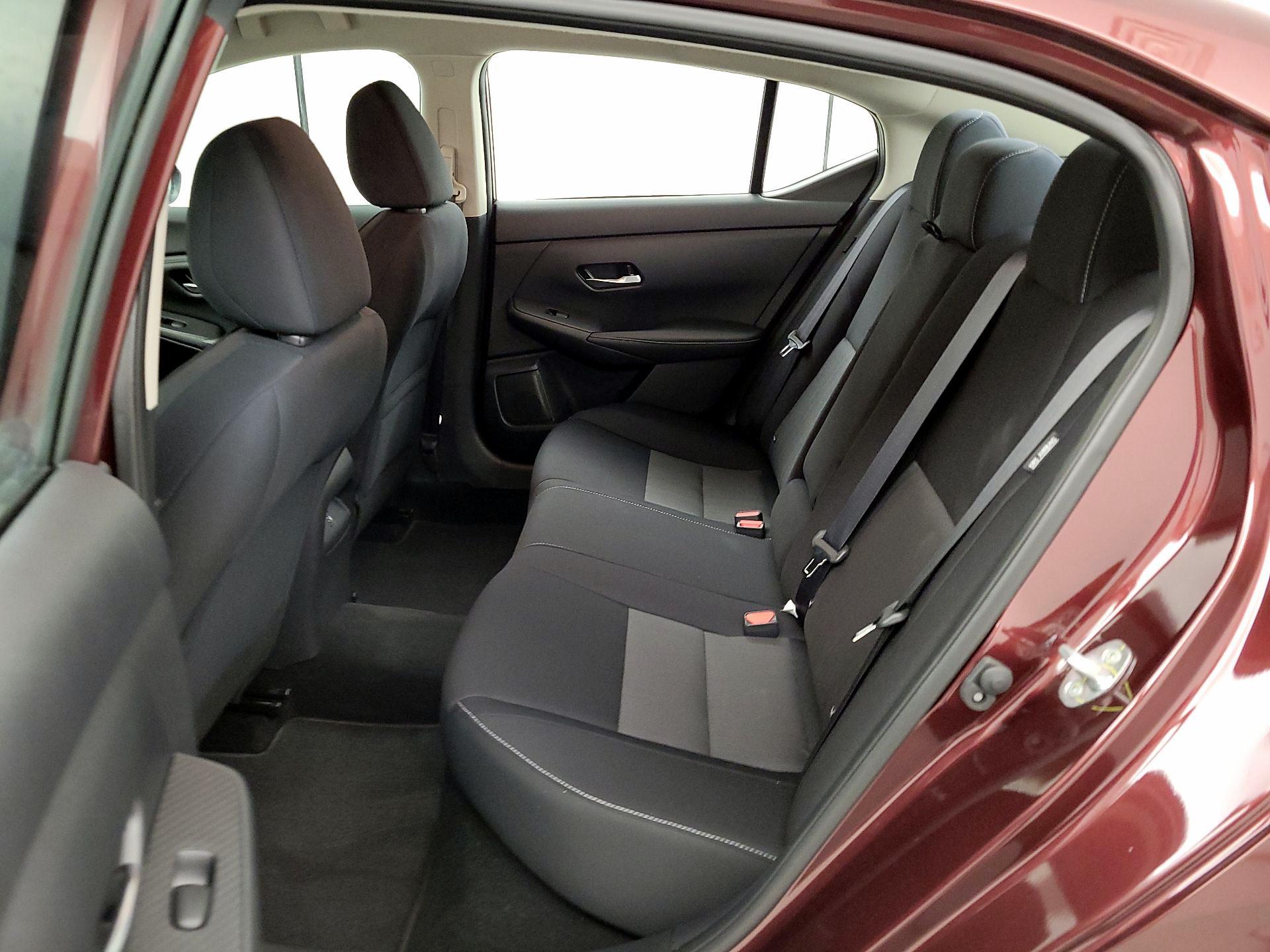 Thumbnail: 2021 Nissan Sentra - 19