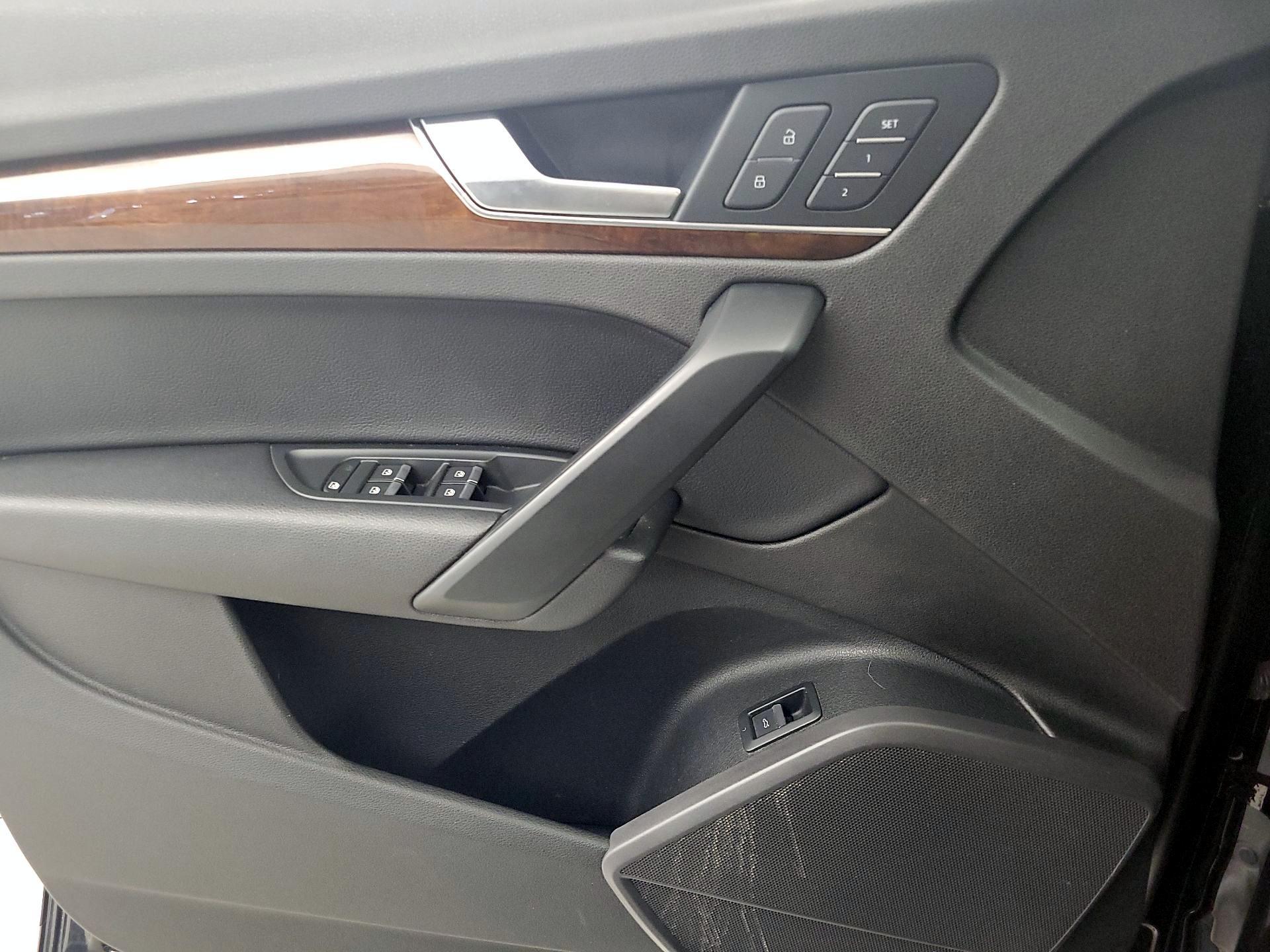 Thumbnail: 2018 Audi Q5 - 12