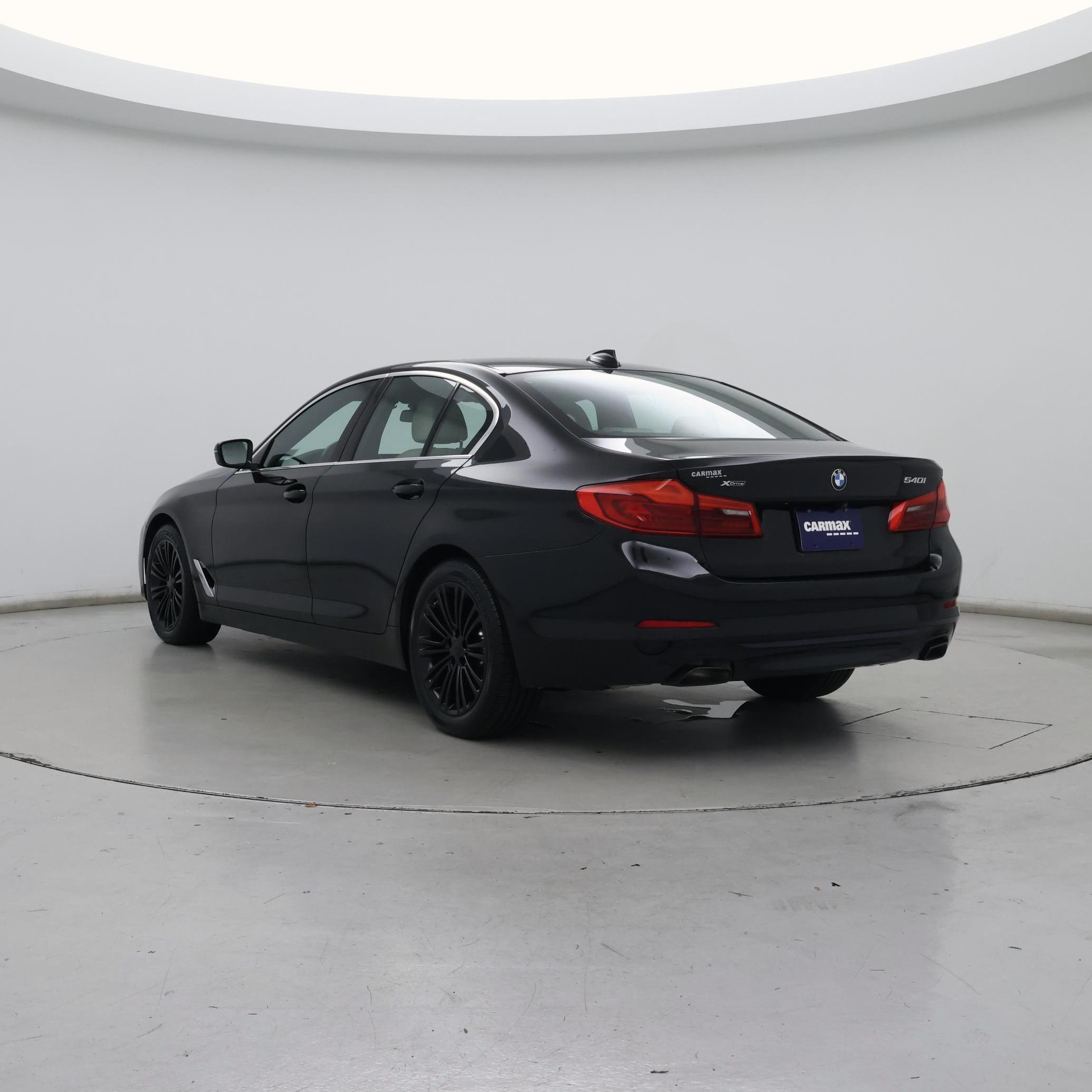 Thumbnail: 2019 BMW 5 Series - 2