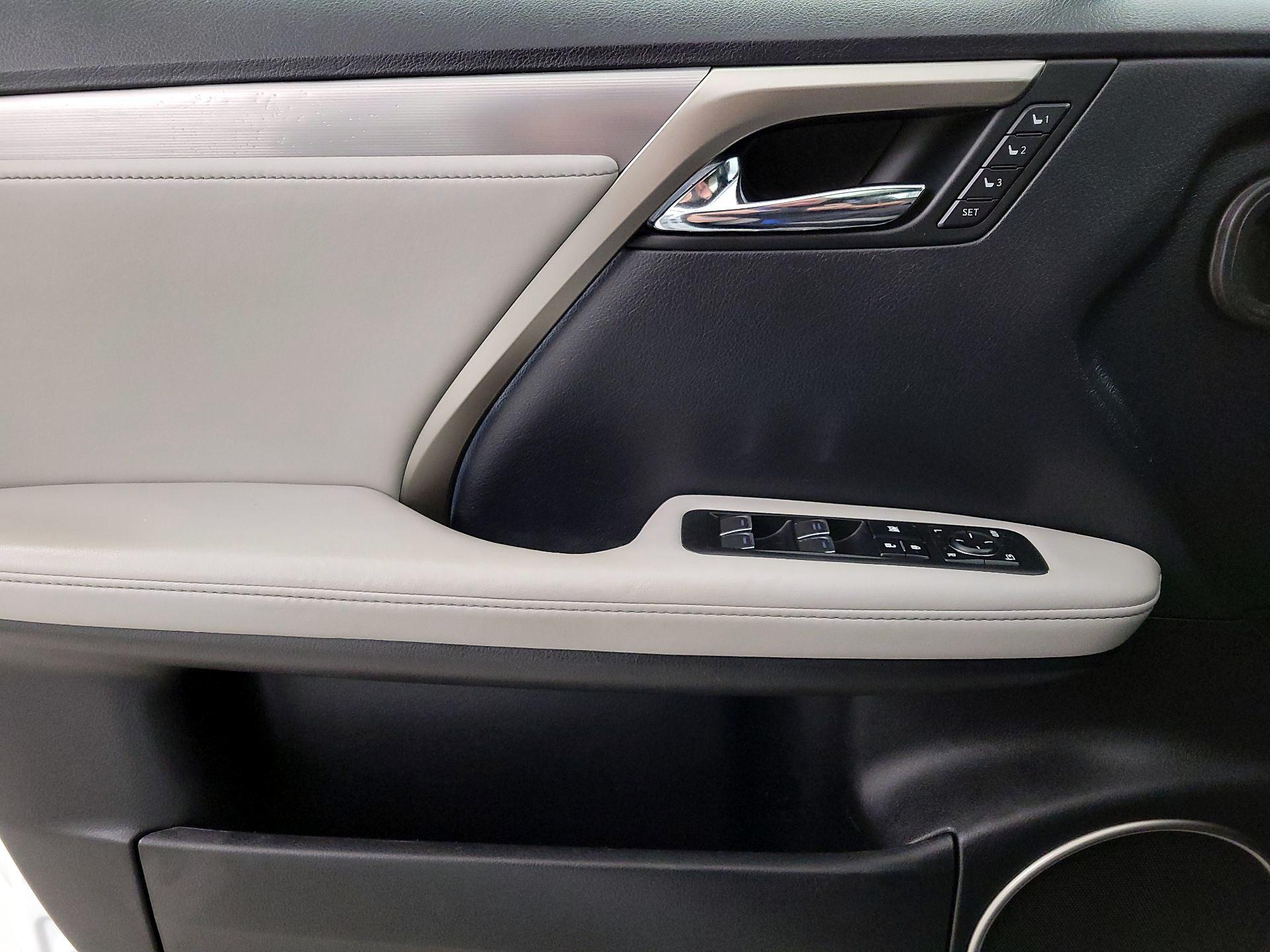 Thumbnail: 2019 Lexus RX - 12
