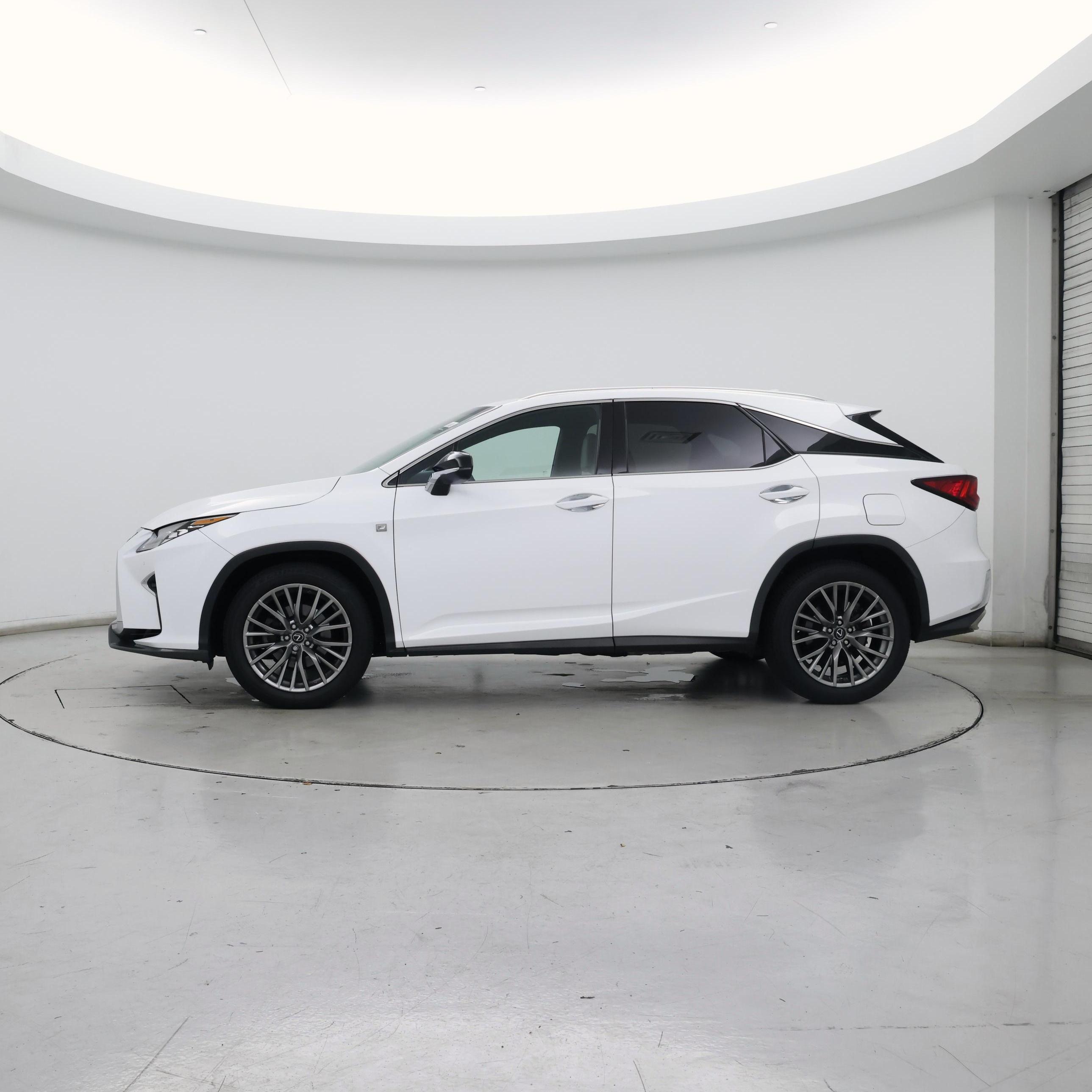 Thumbnail: 2019 Lexus RX - 3