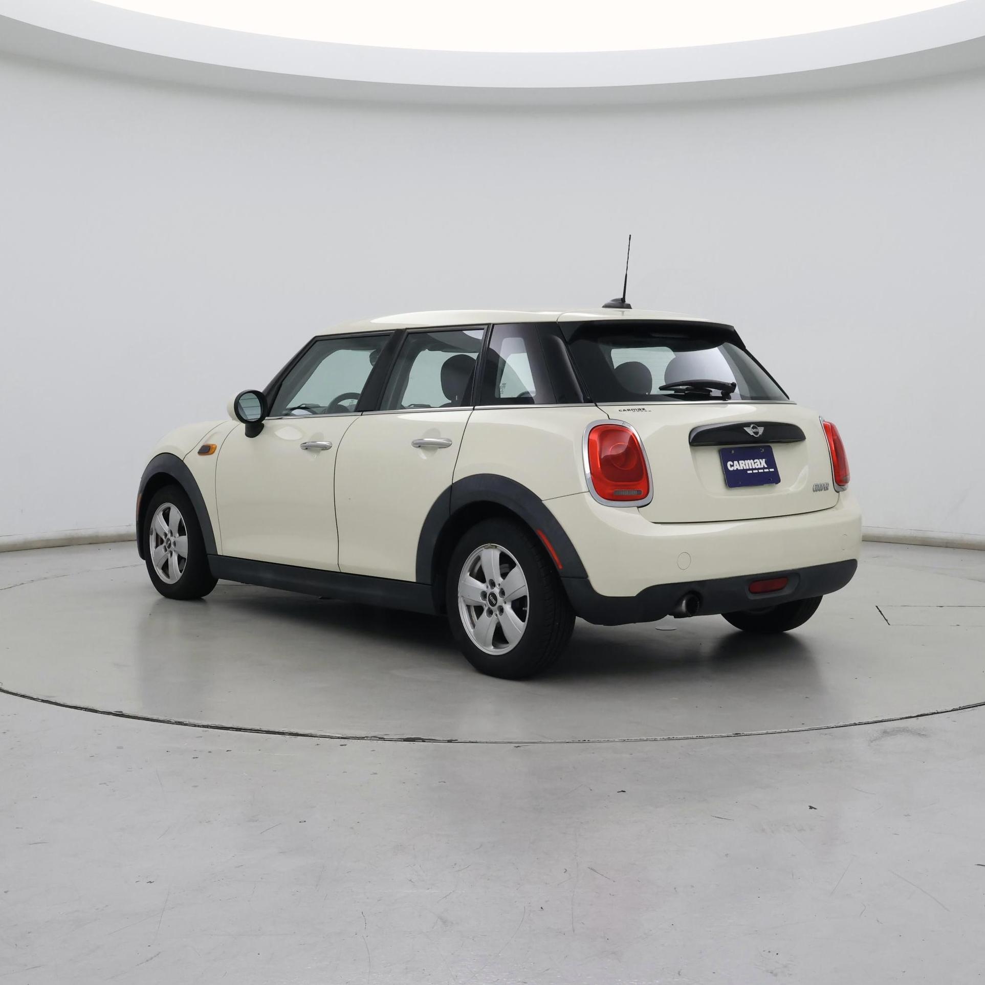 Thumbnail: 2017 MINI Cooper Hardtop - 2