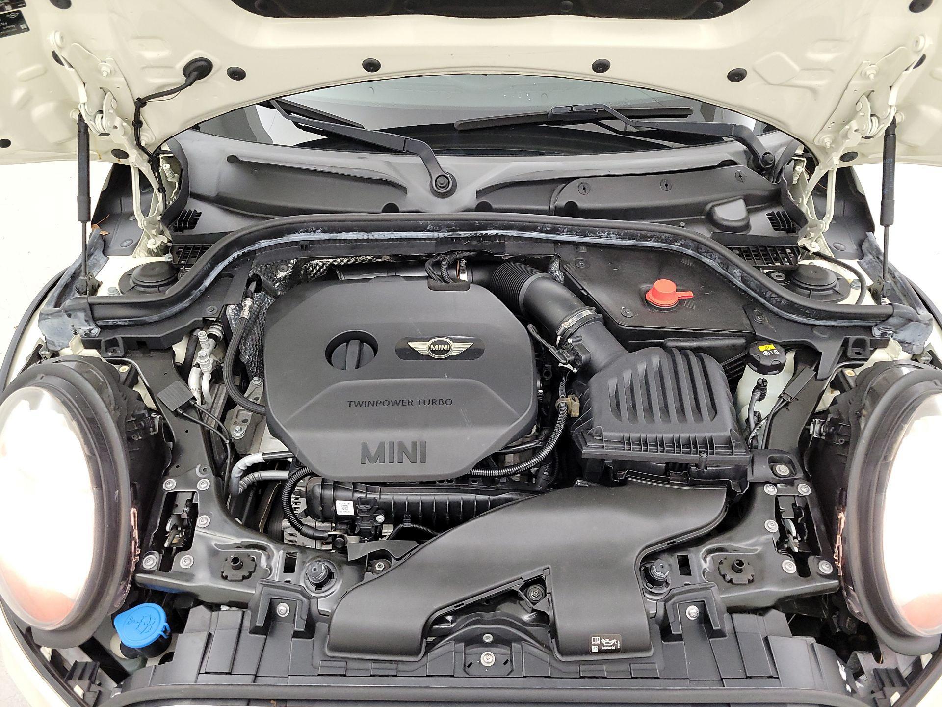 Thumbnail: 2017 MINI Cooper Hardtop - 20