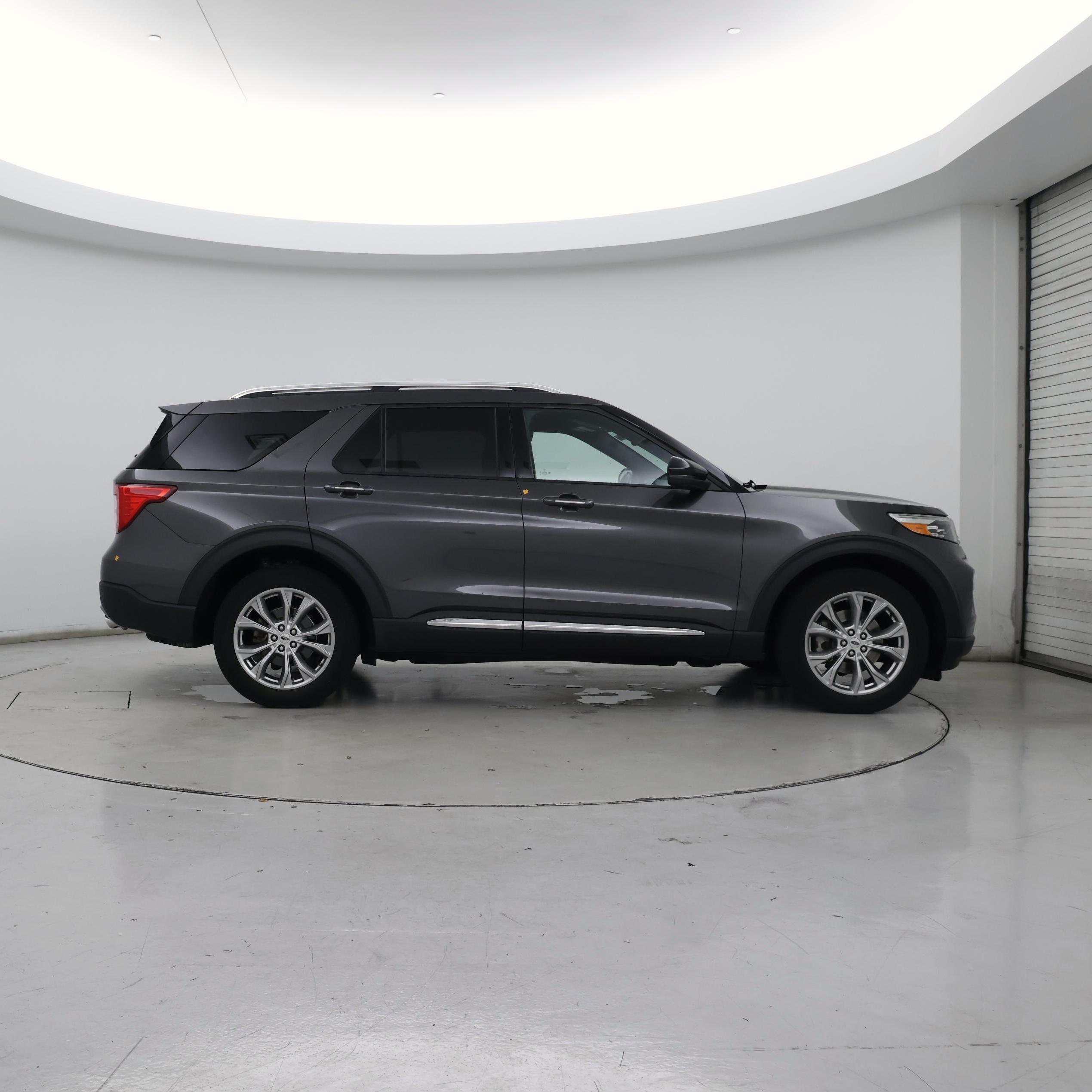 Thumbnail: 2020 Ford Explorer - 7