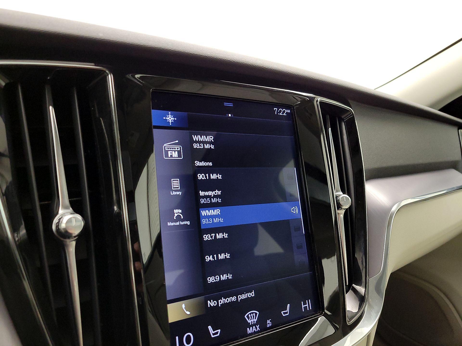 Thumbnail: 2019 Volvo S60 - 16