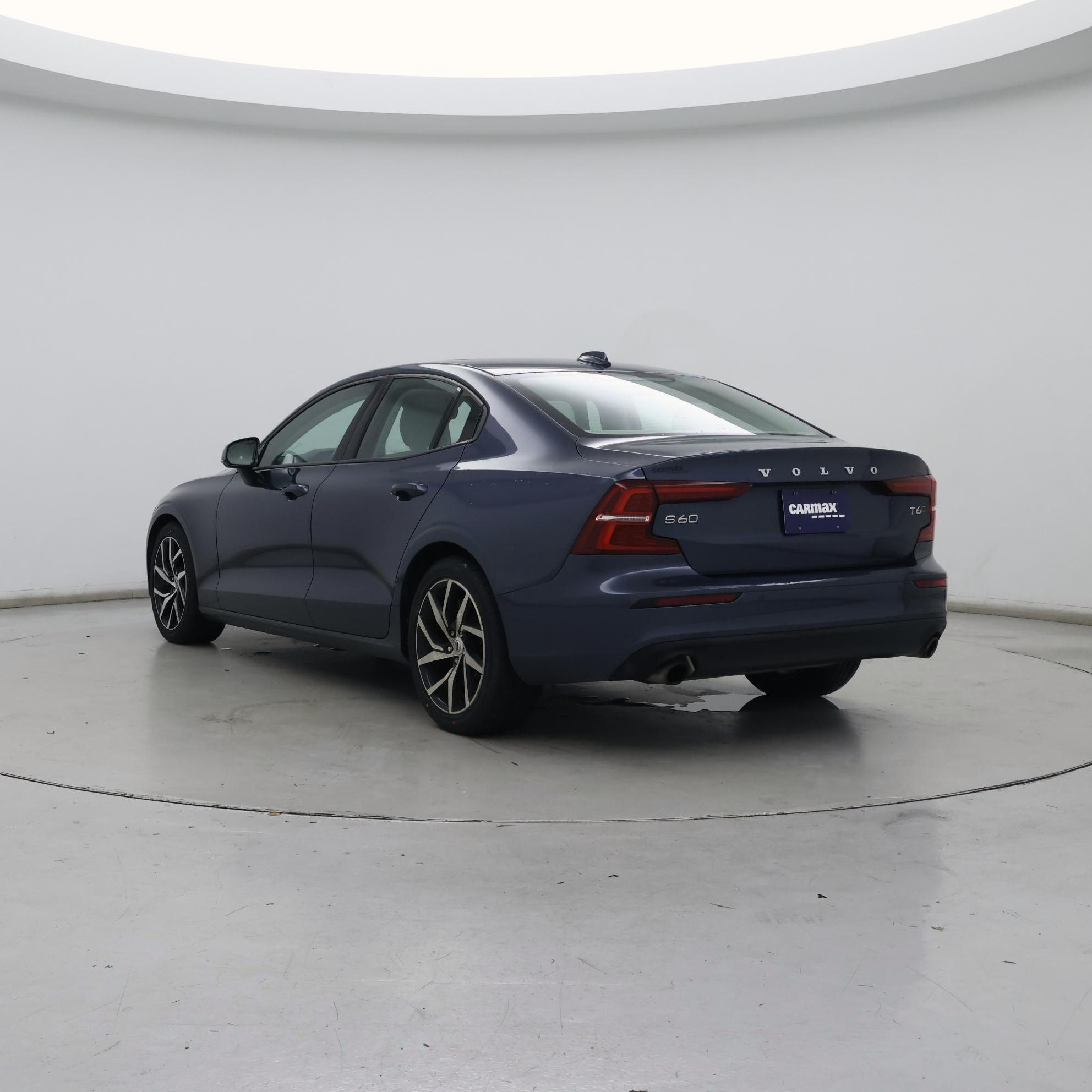 Thumbnail: 2019 Volvo S60 - 2