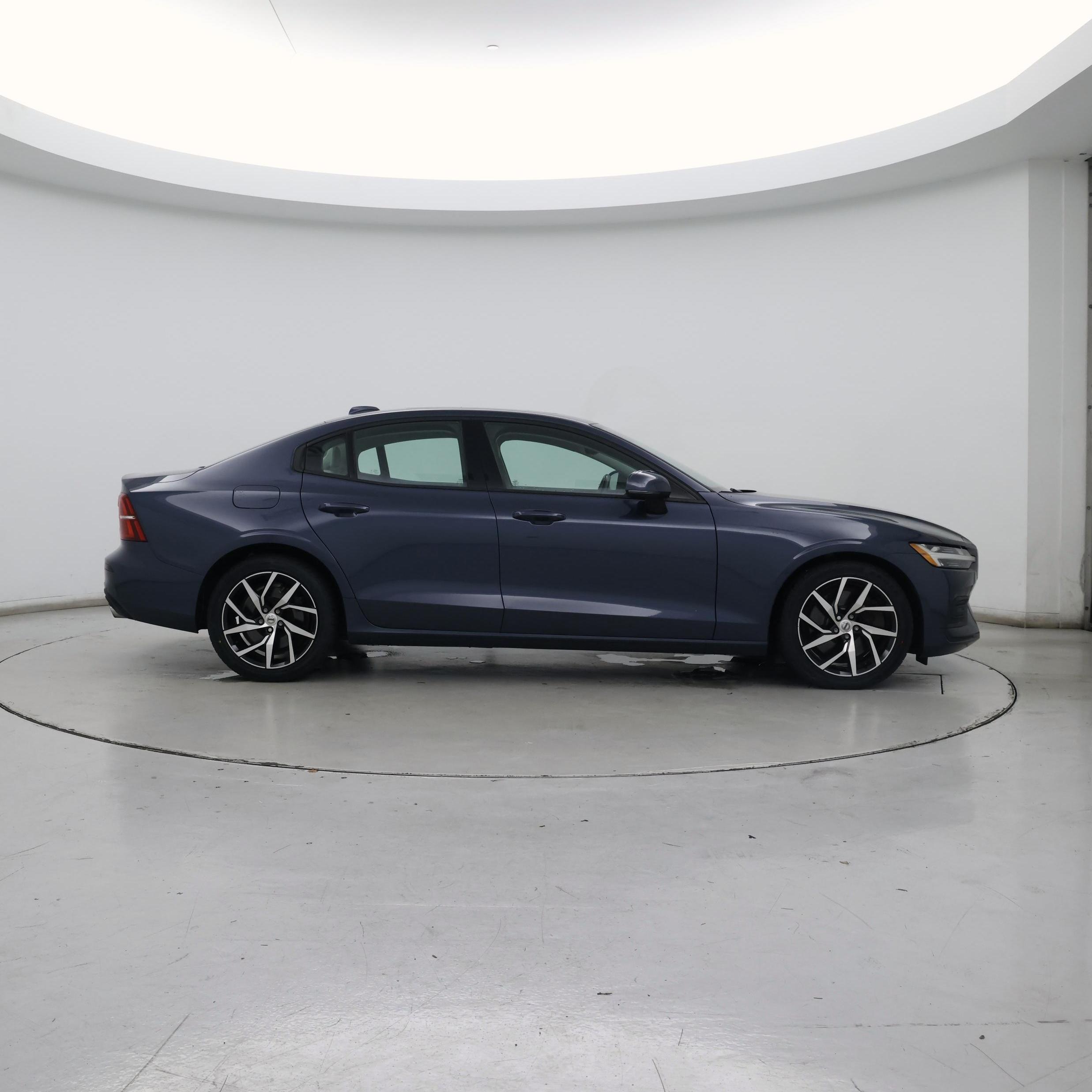 Thumbnail: 2019 Volvo S60 - 7