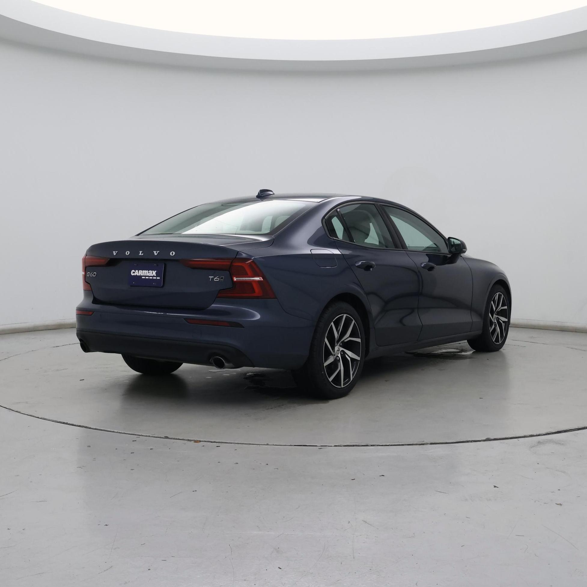 Thumbnail: 2019 Volvo S60 - 8