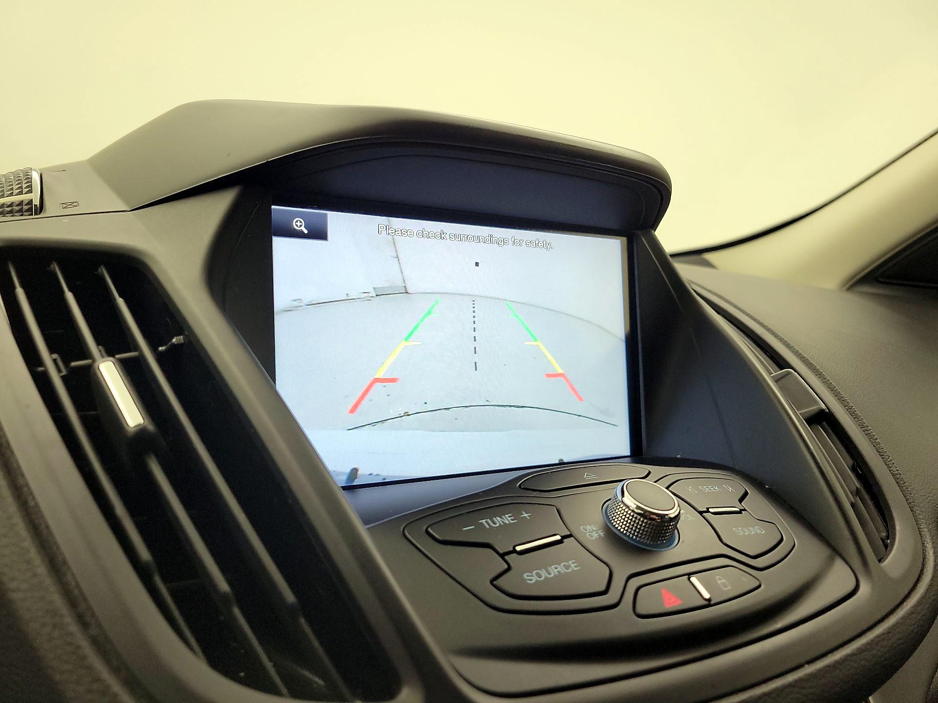 Thumbnail: 2014 Ford Escape - 15