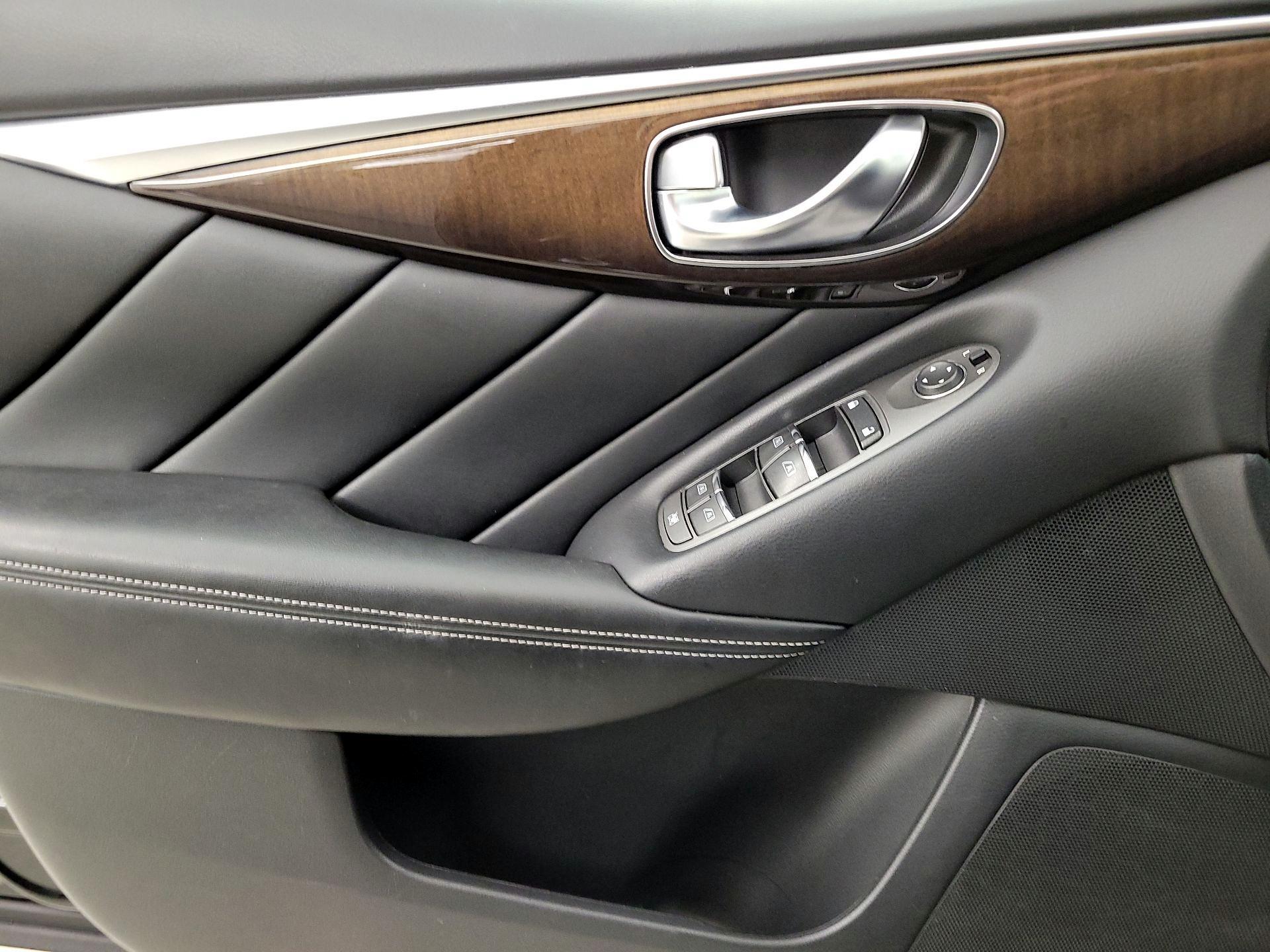 Thumbnail: 2019 INFINITI Q50 - 12
