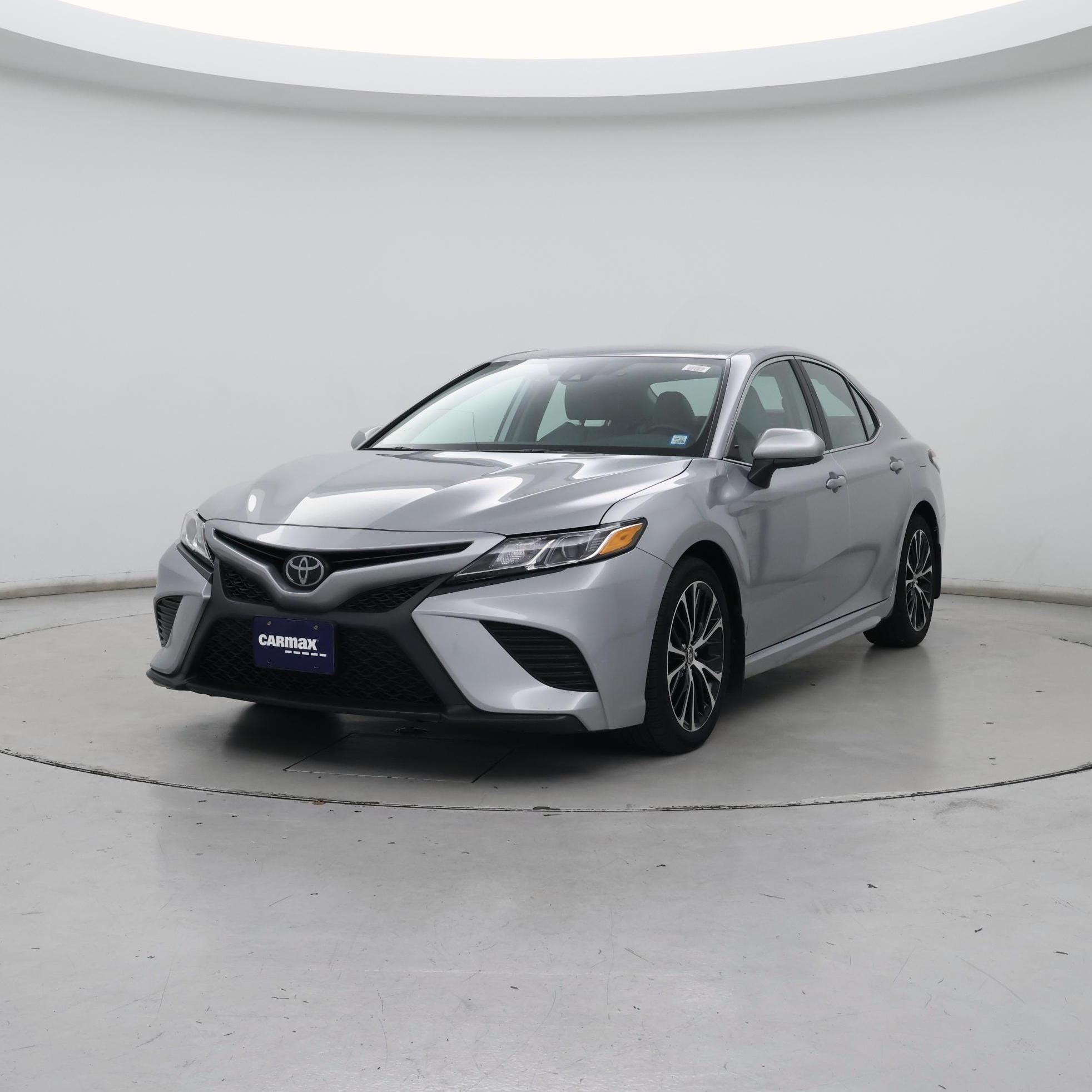 Thumbnail: 2020 Toyota Camry - 4