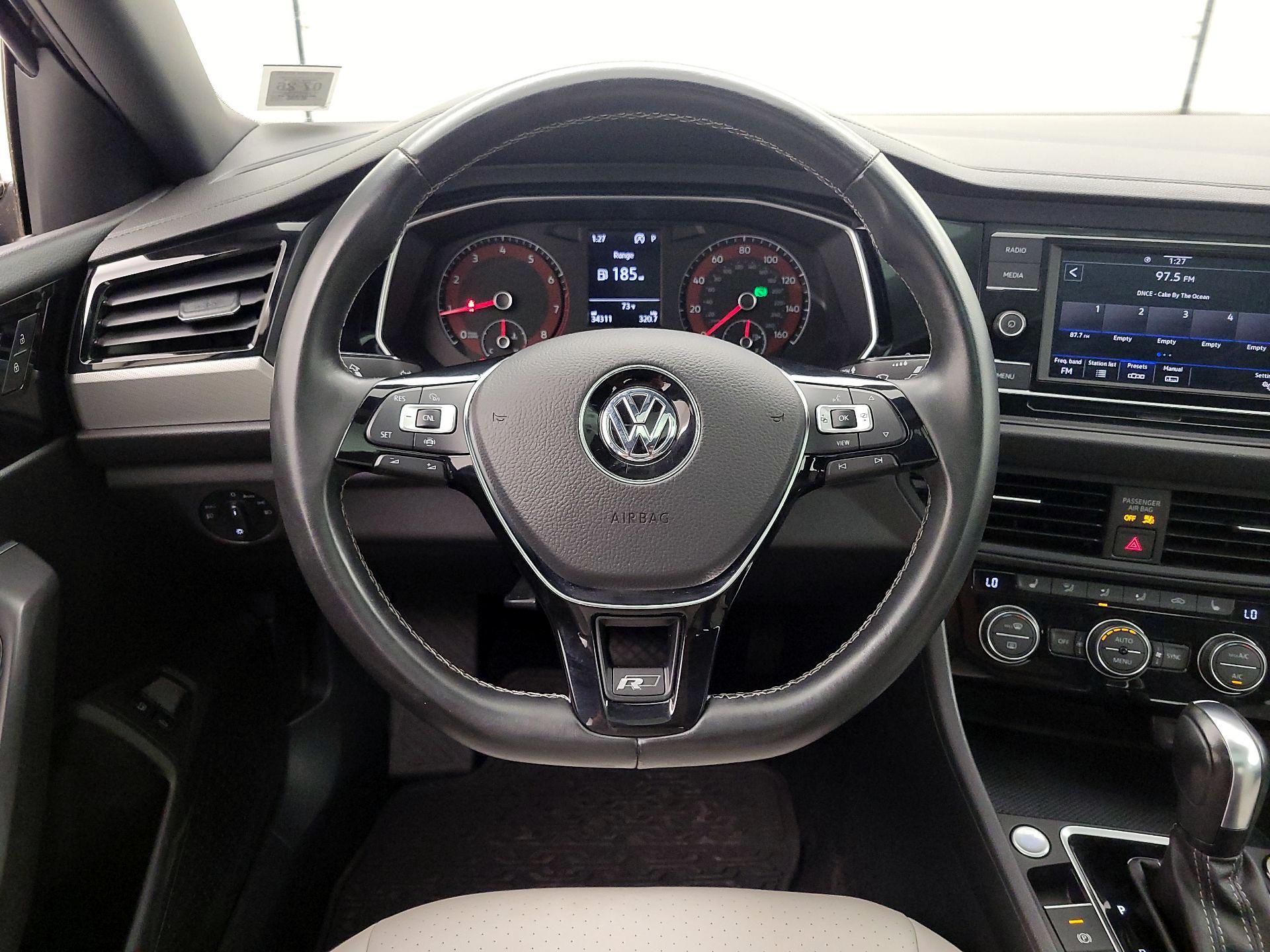 Thumbnail: 2020 Volkswagen Jetta - 10