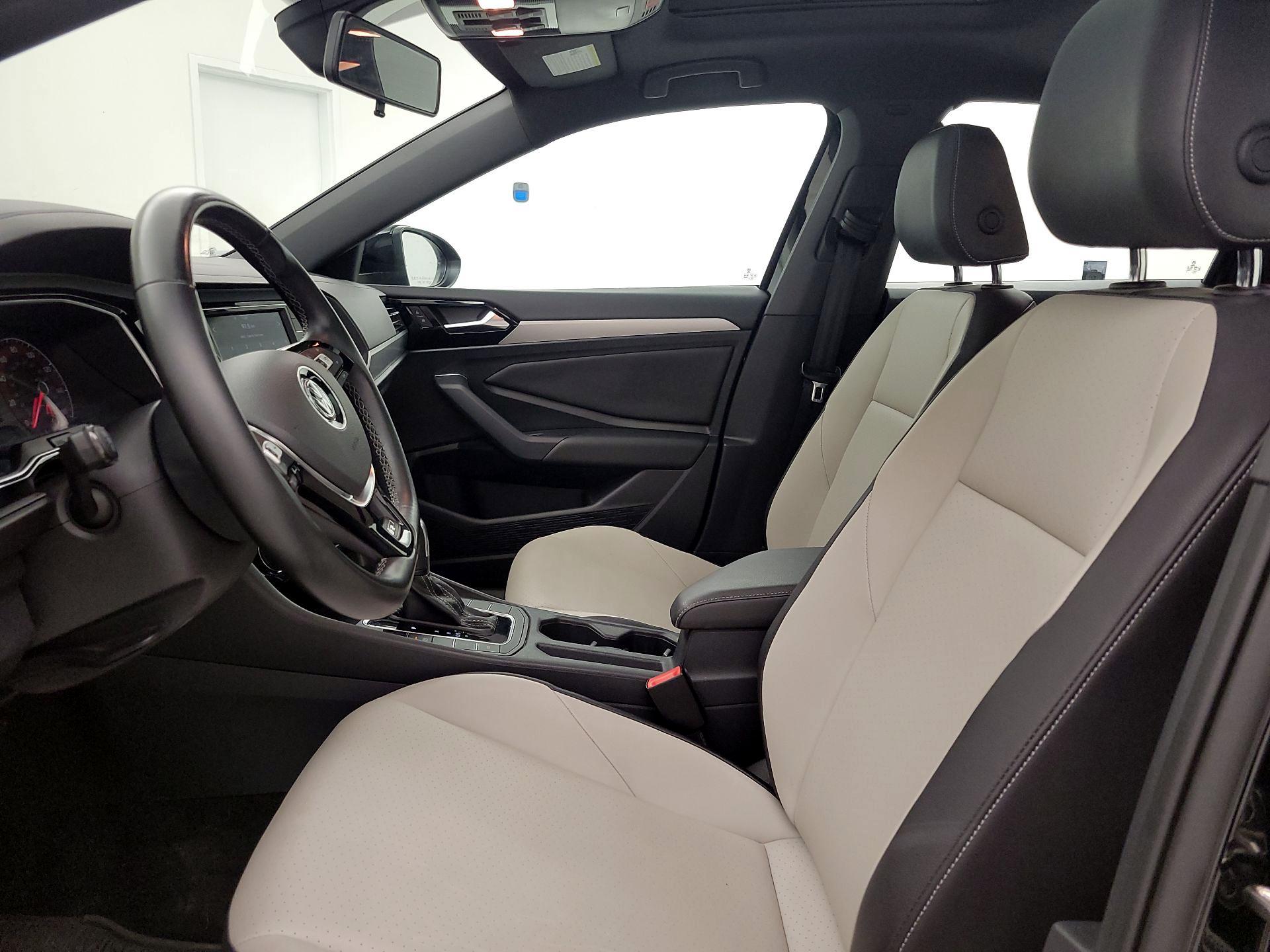 Thumbnail: 2020 Volkswagen Jetta - 11