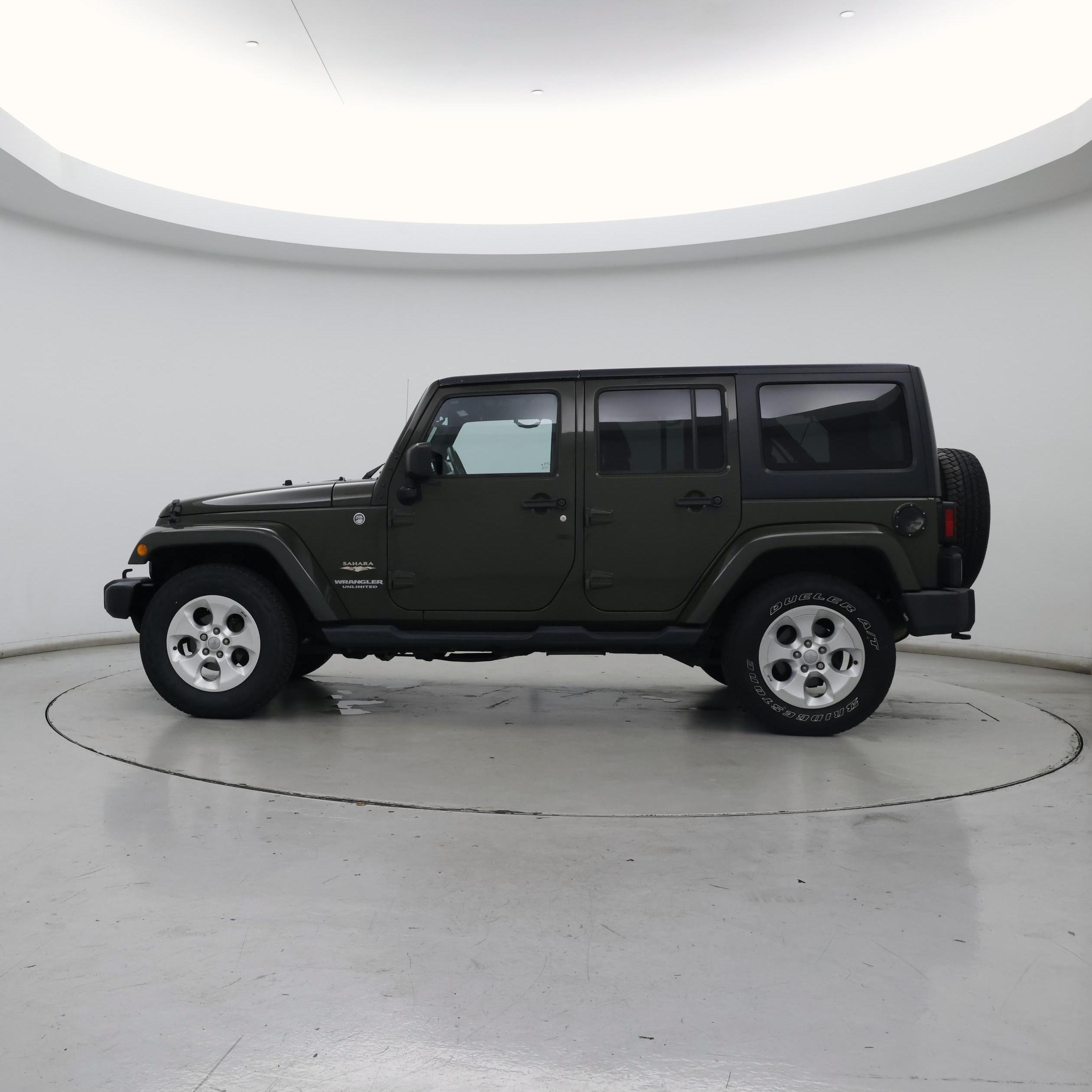 Thumbnail: 2015 Jeep Wrangler - 3