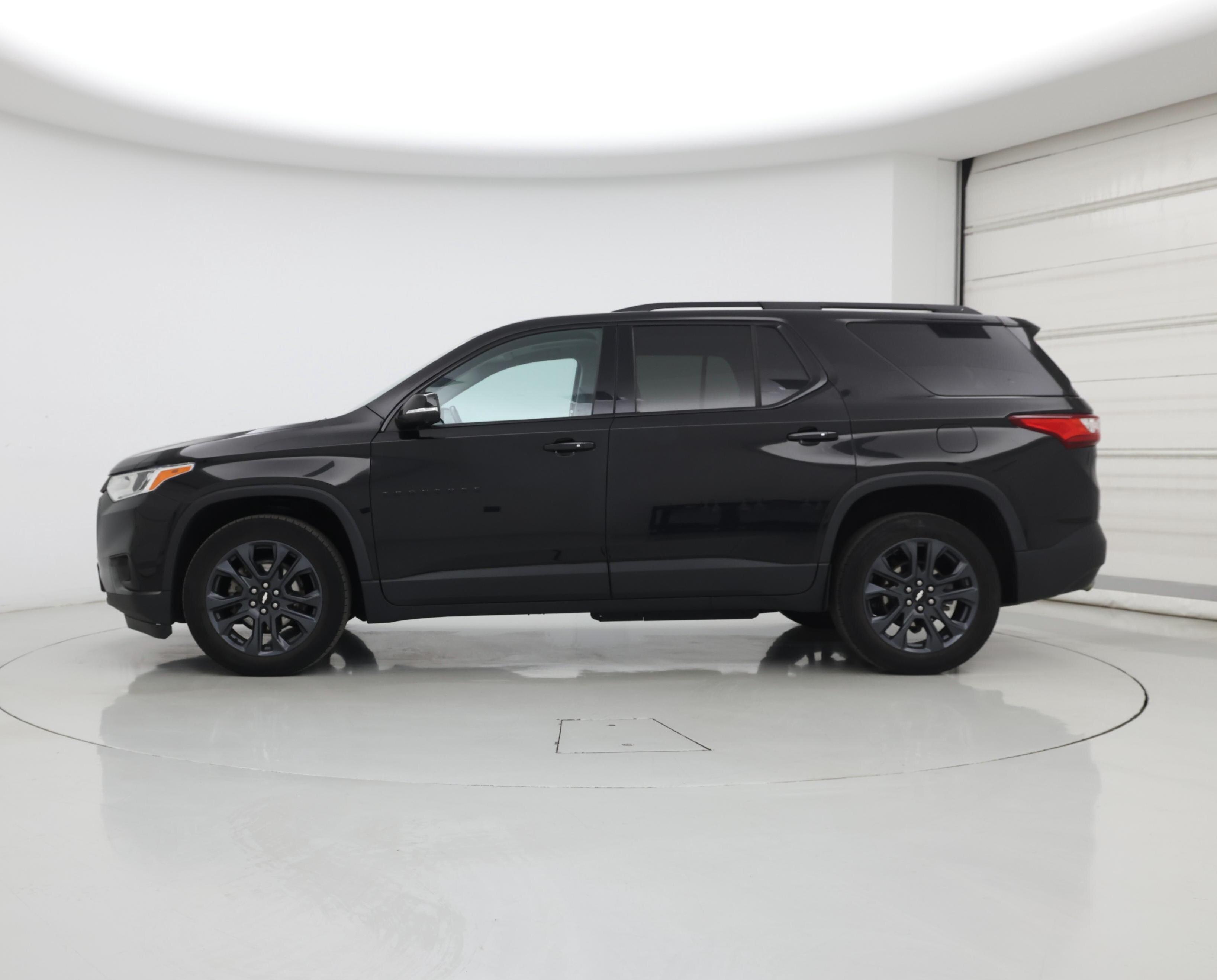 Thumbnail: 2021 Chevrolet Traverse - 3