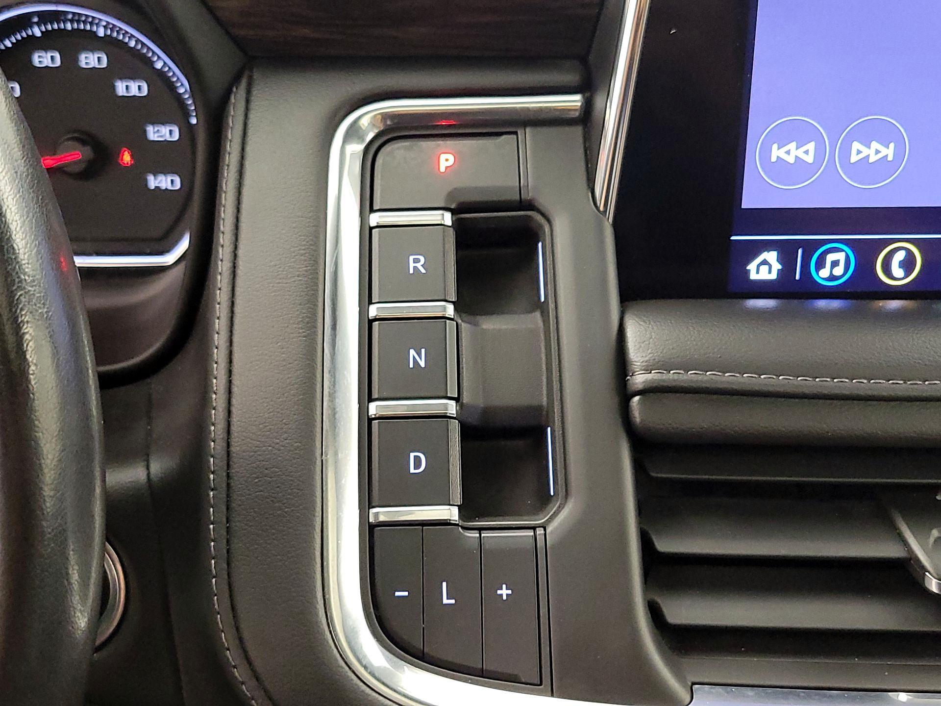 Thumbnail: 2021 Chevrolet Tahoe - 17