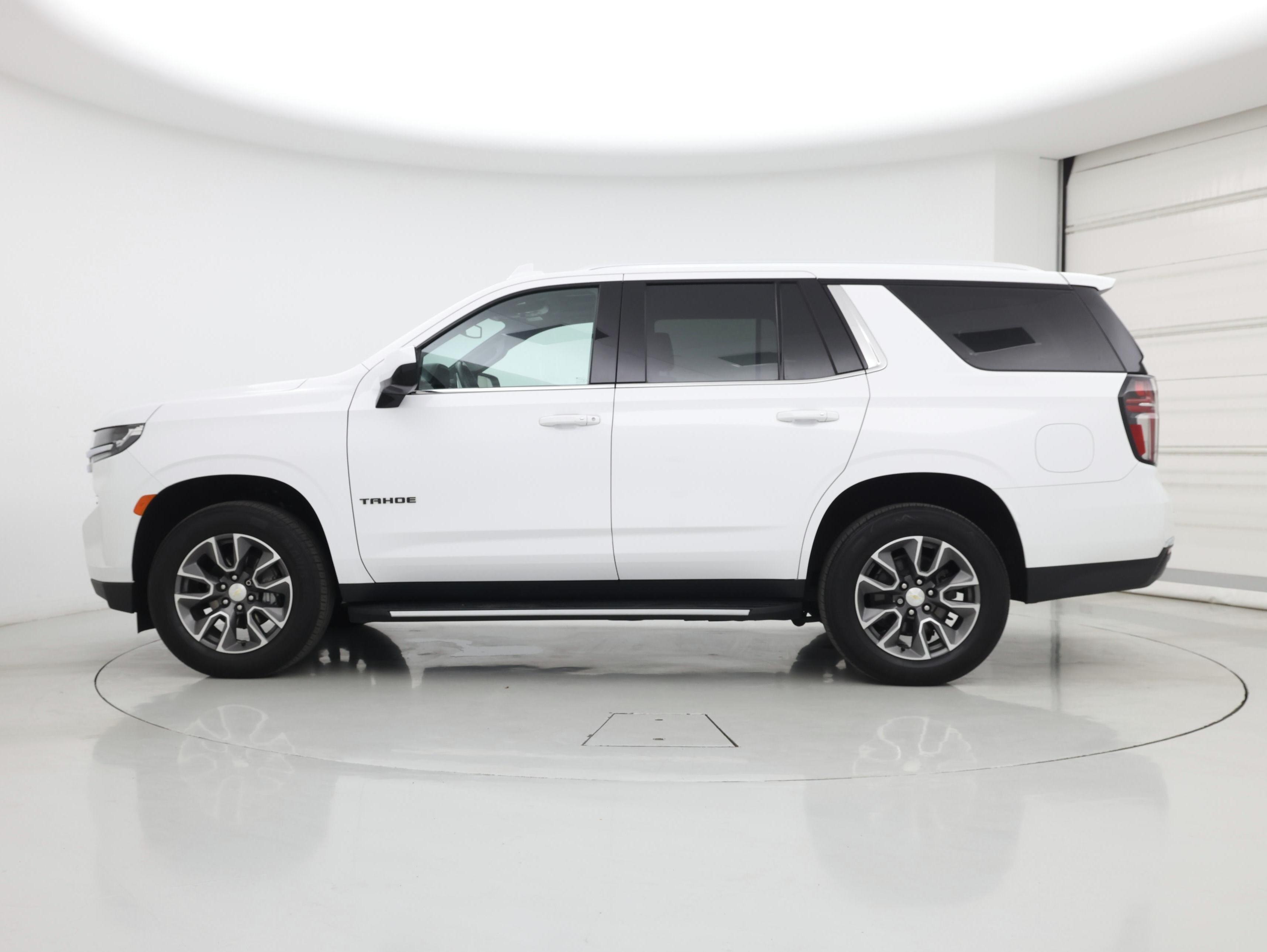 Thumbnail: 2021 Chevrolet Tahoe - 3