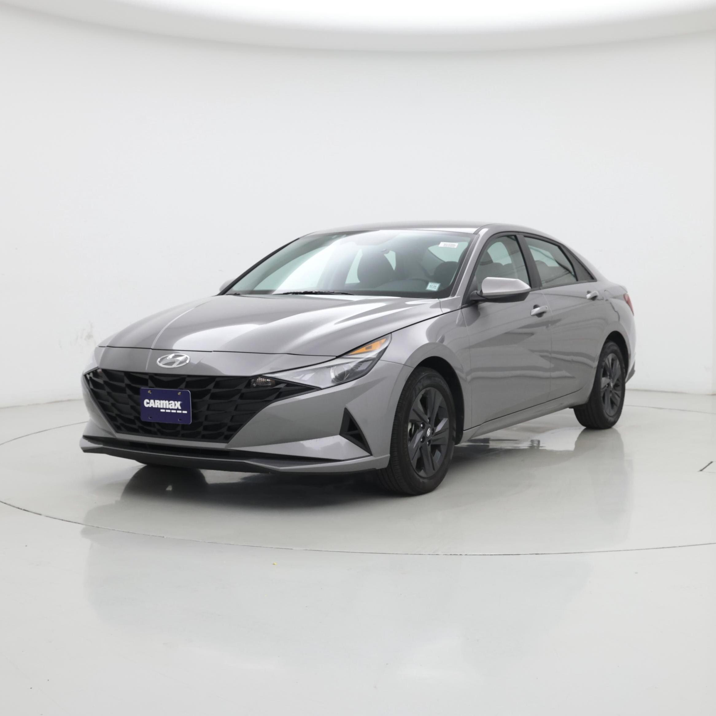 Thumbnail: 2023 Hyundai Elantra - 4