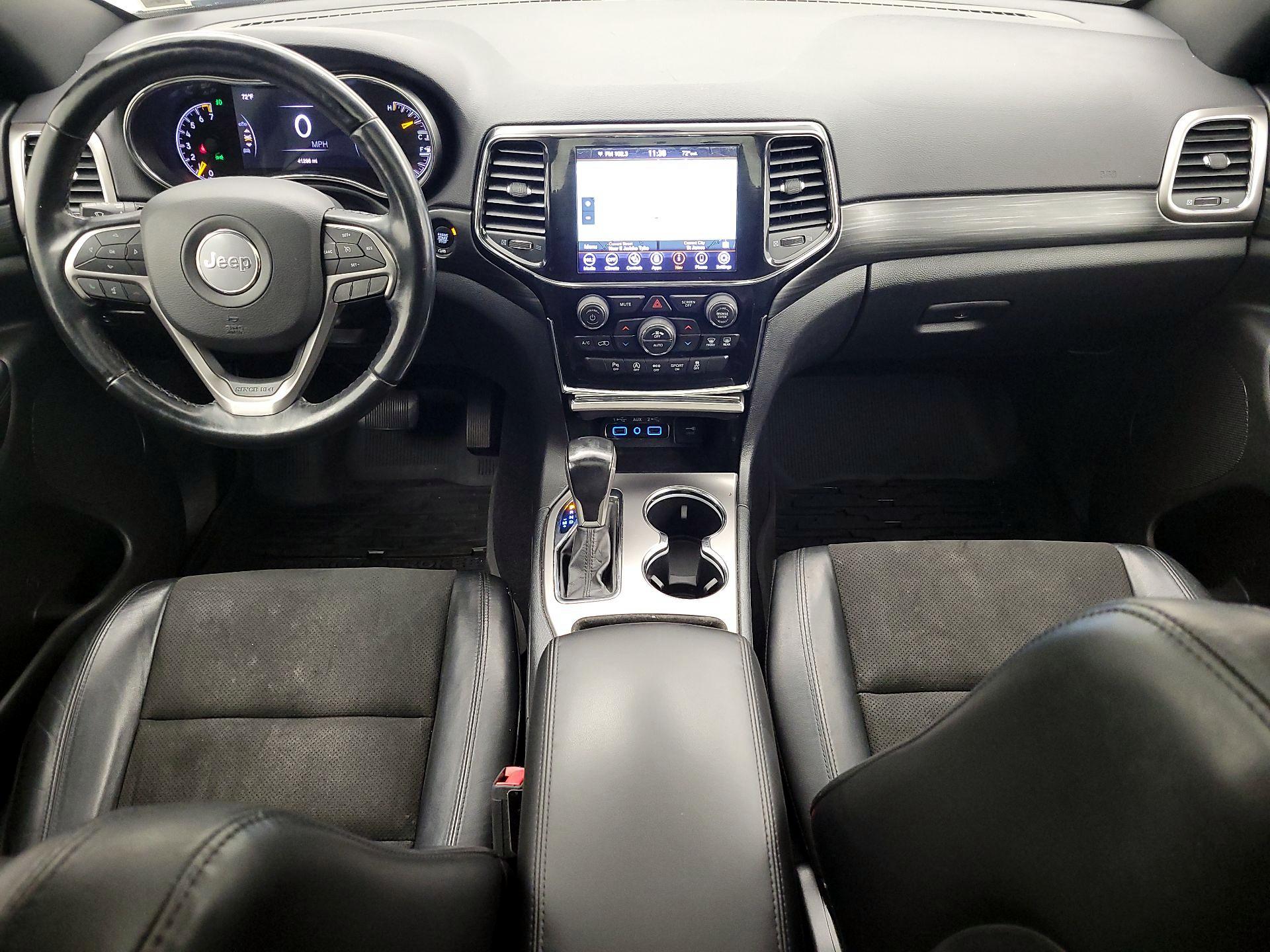 Thumbnail: 2020 Jeep Grand Cherokee - 9