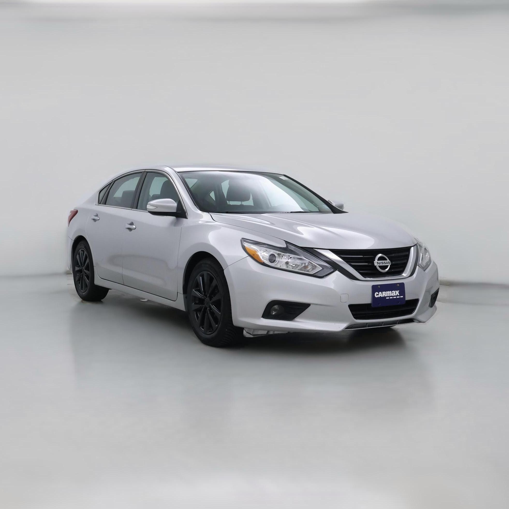 Thumbnail: 2018 Nissan Altima - 1