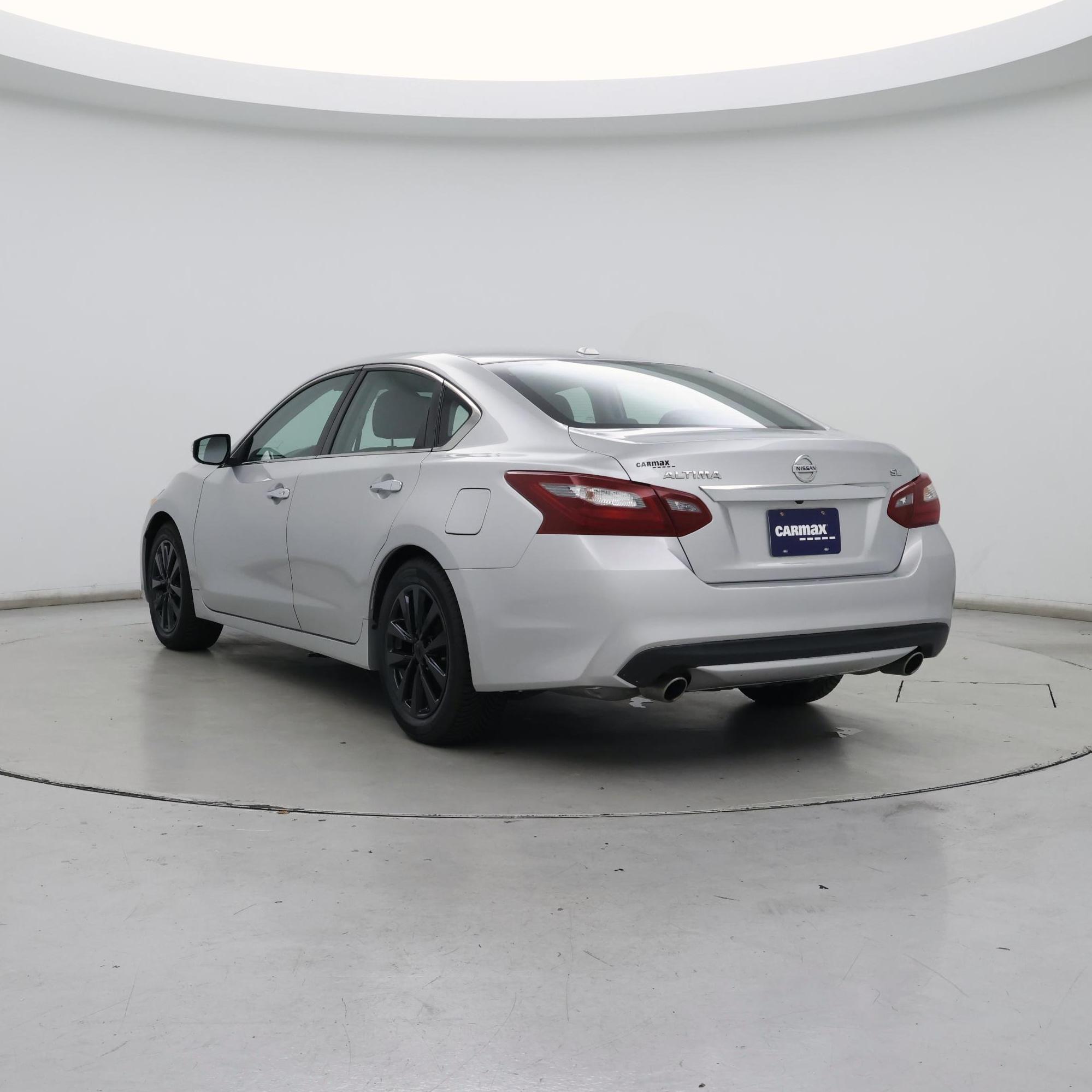 Thumbnail: 2018 Nissan Altima - 2