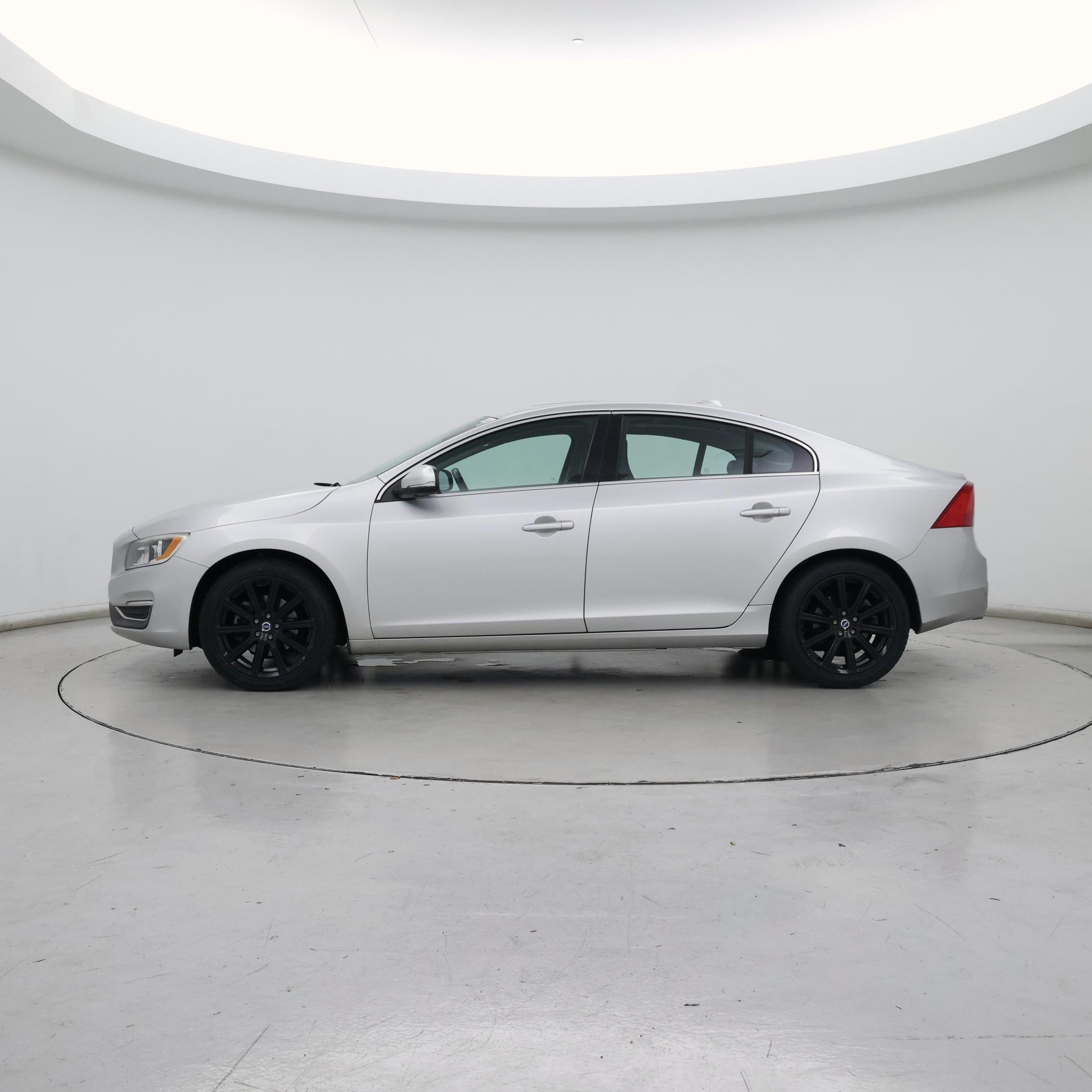 Thumbnail: 2018 Volvo S60 - 3