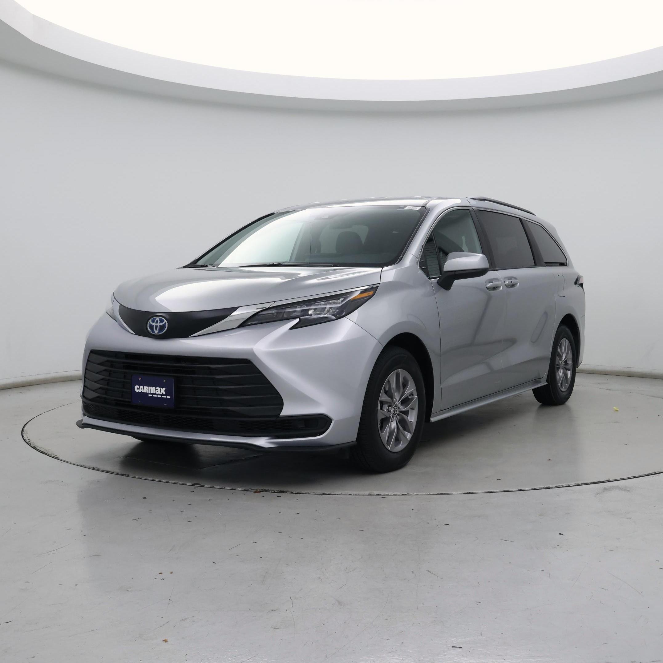 Thumbnail: 2025 Toyota Sienna - 4