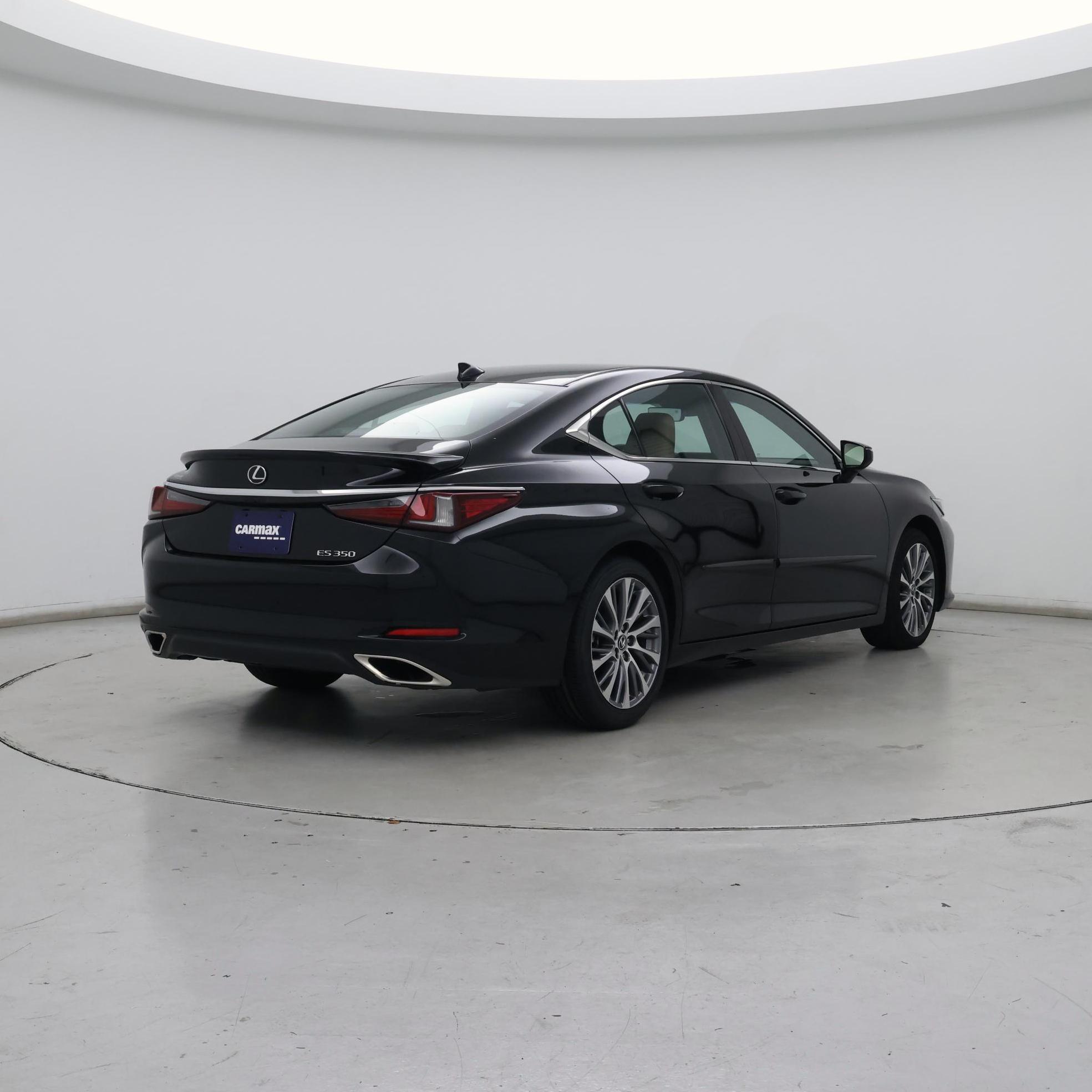 Thumbnail: 2021 Lexus ES - 8