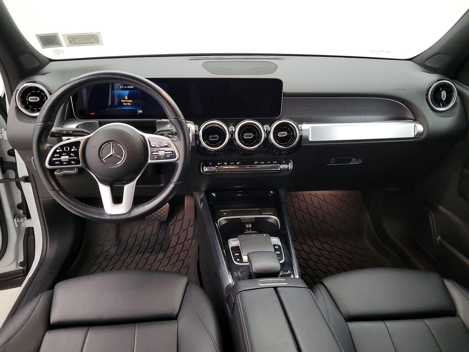Thumbnail: 2020 Mercedes-Benz GLB - 9