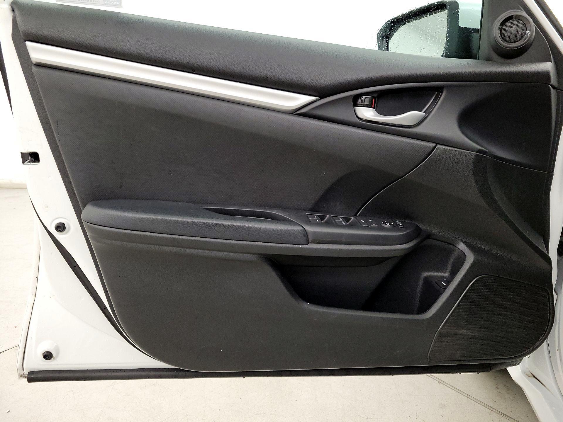 Thumbnail: 2020 Honda Civic - 12
