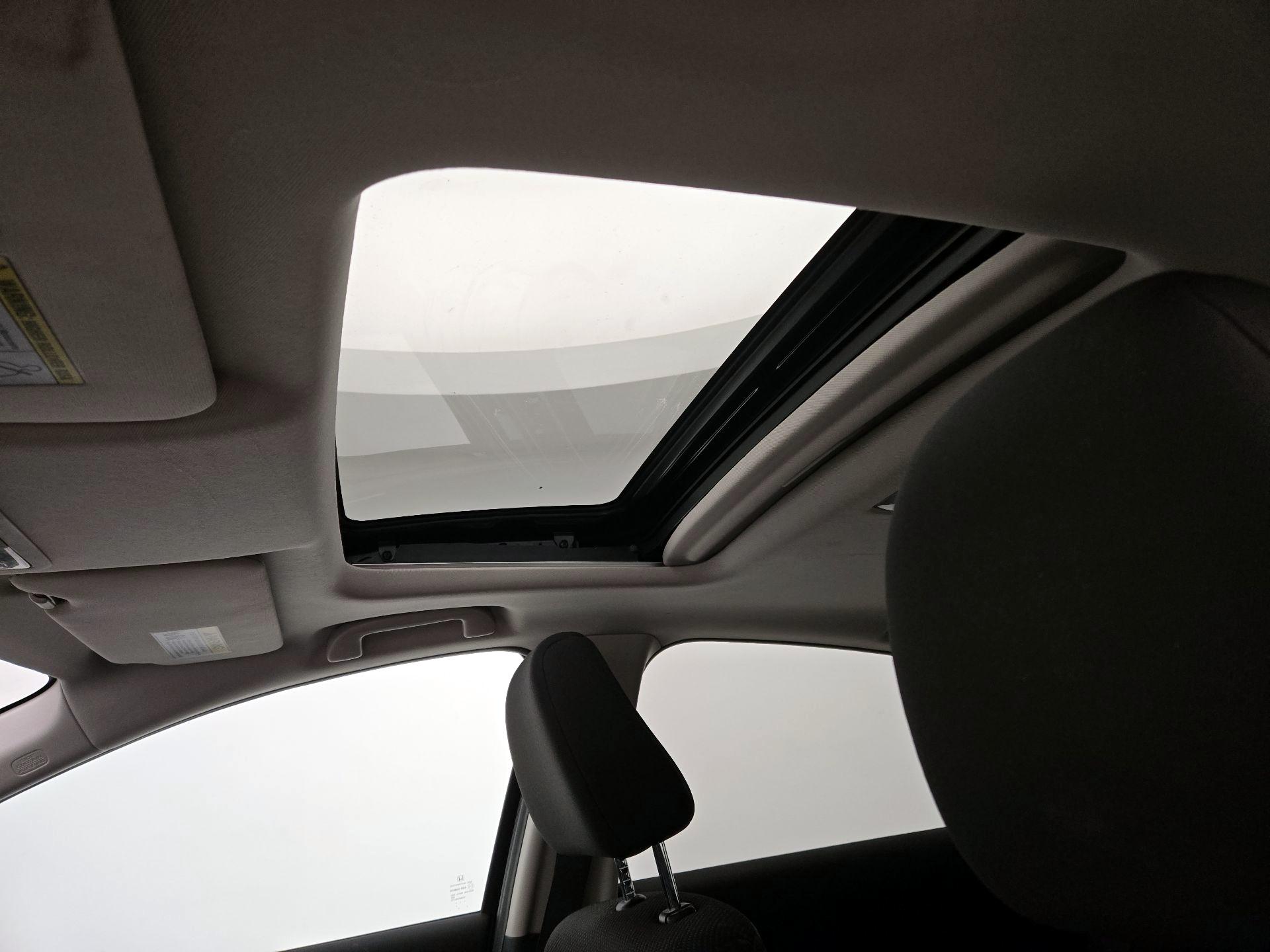 Thumbnail: 2017 Honda HR-V - 19