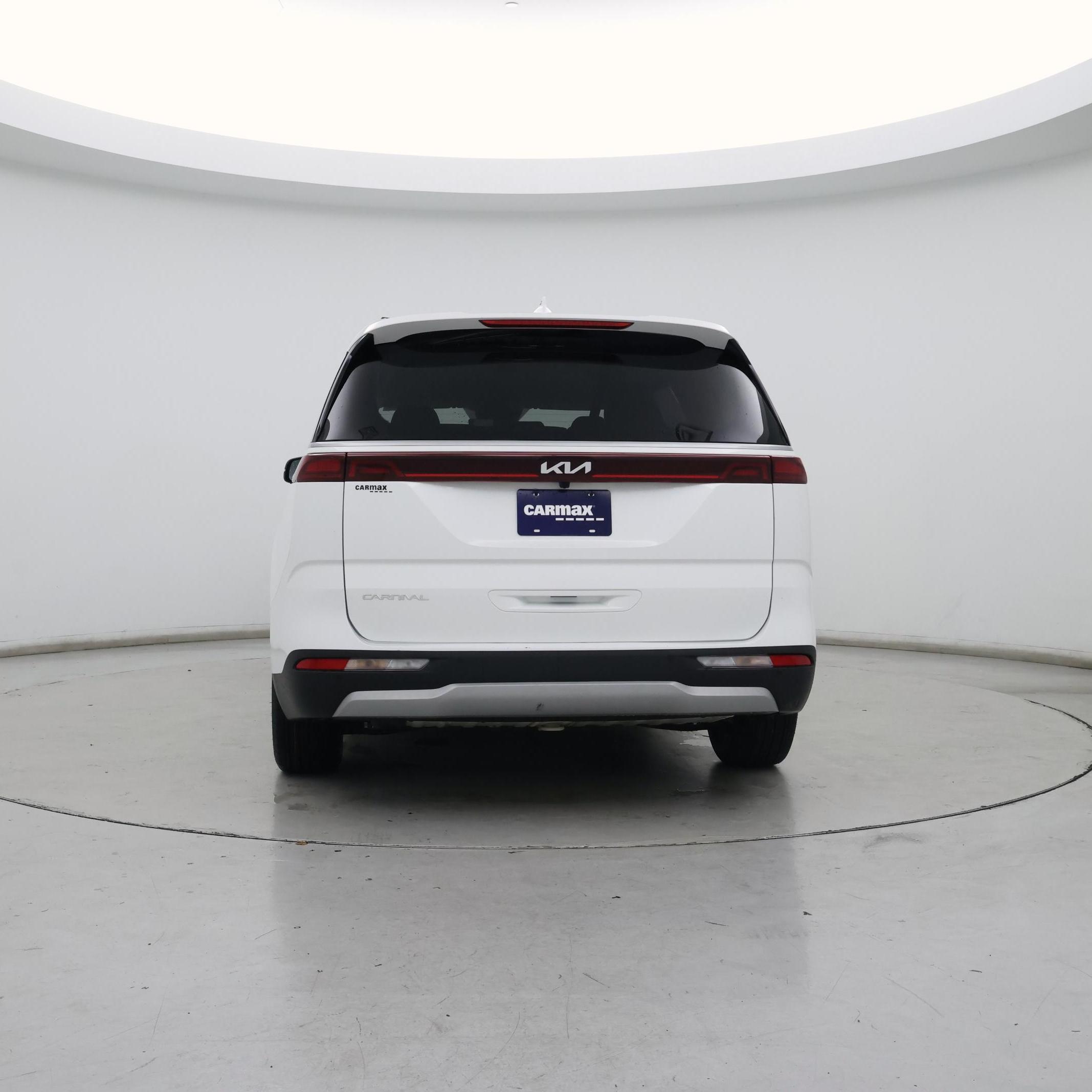 Thumbnail: 2023 Kia Carnival - 6