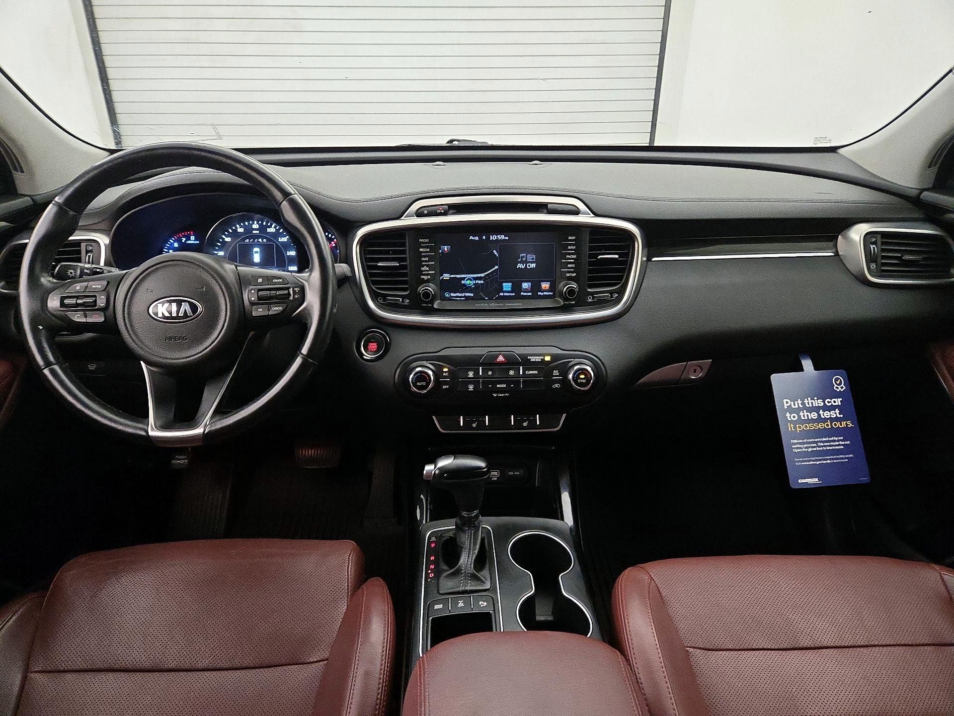 Thumbnail: 2017 Kia Sorento - 9