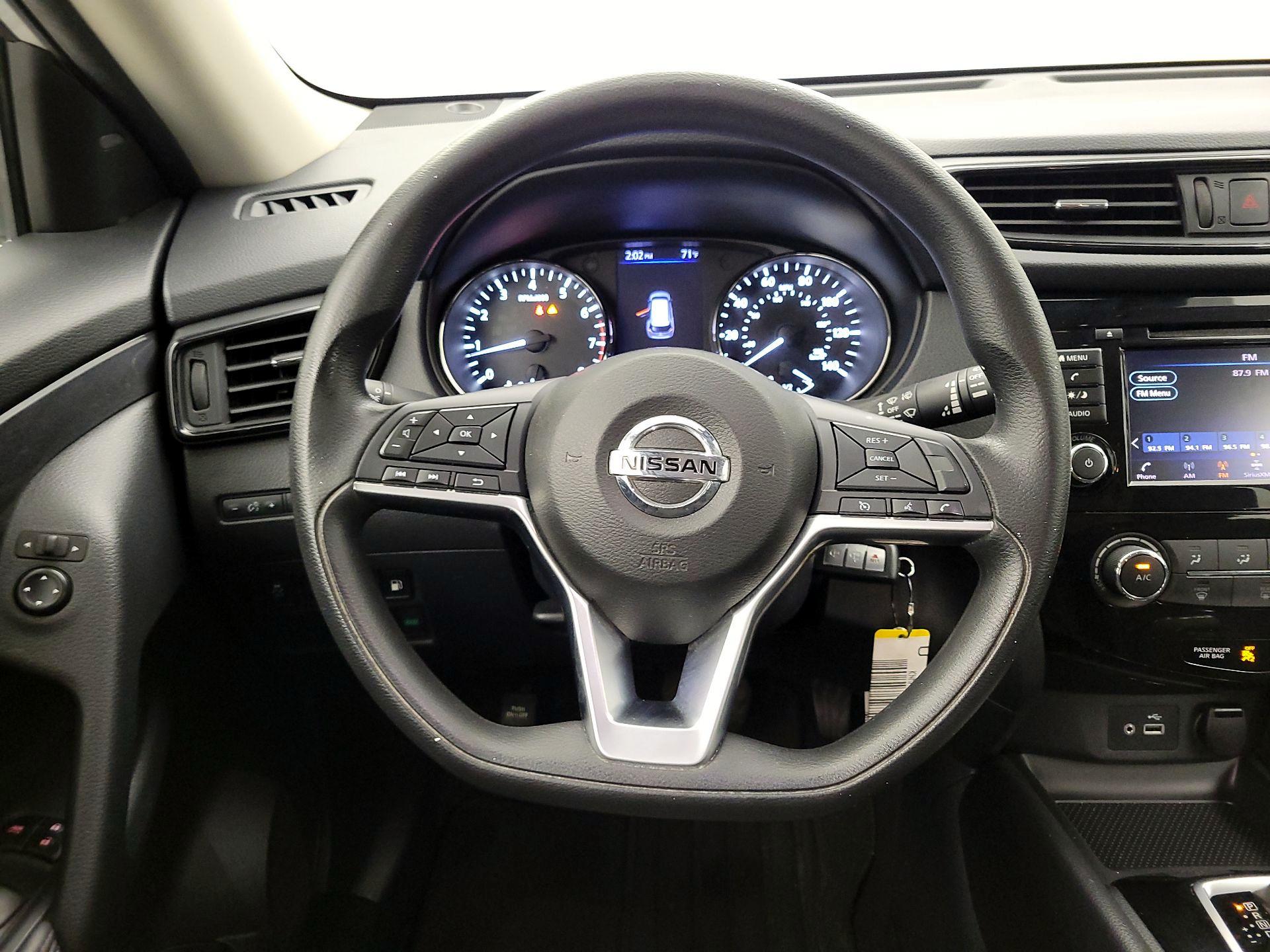 Thumbnail: 2019 Nissan Rogue - 10