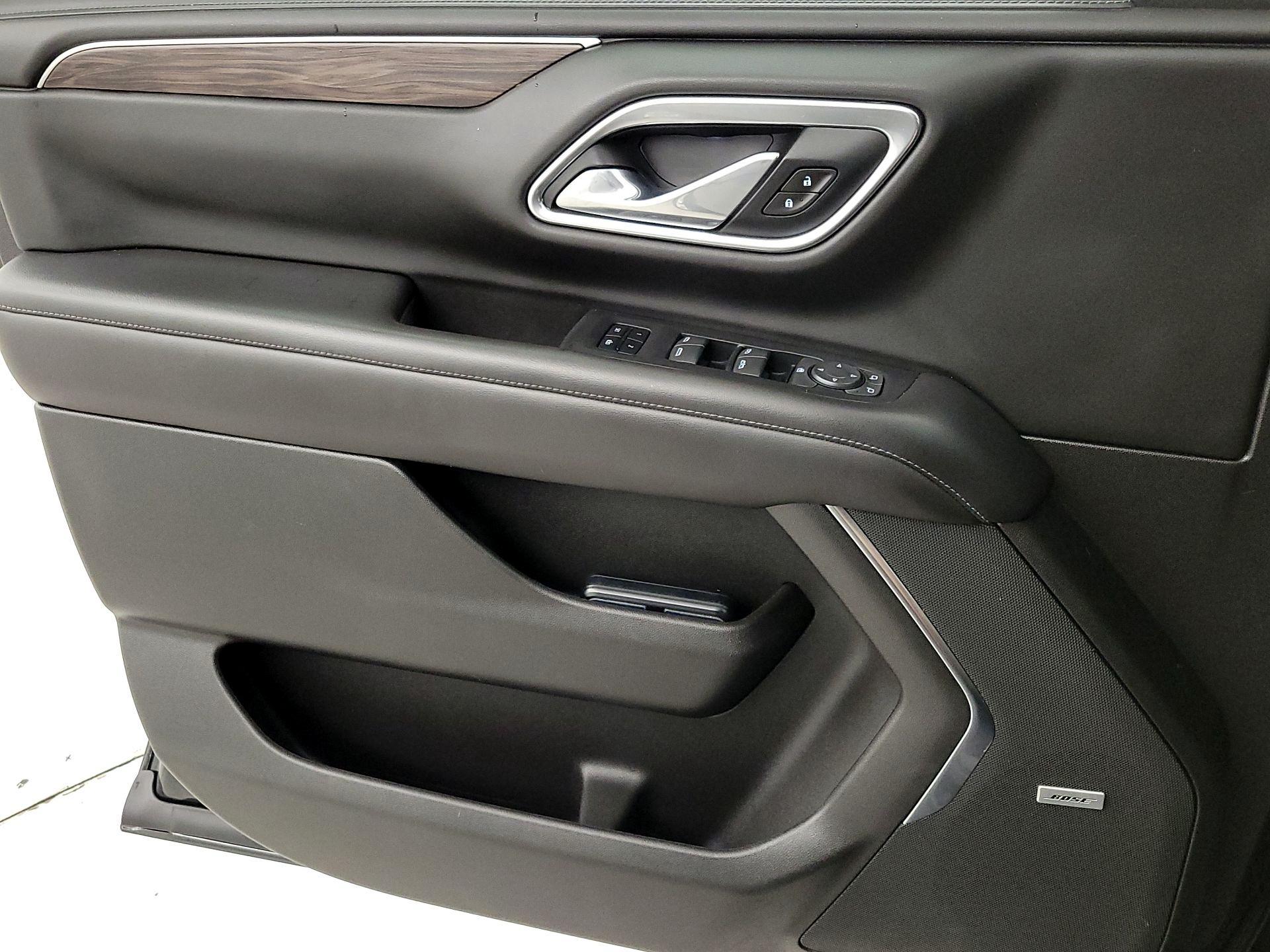 Thumbnail: 2021 Chevrolet Tahoe - 12