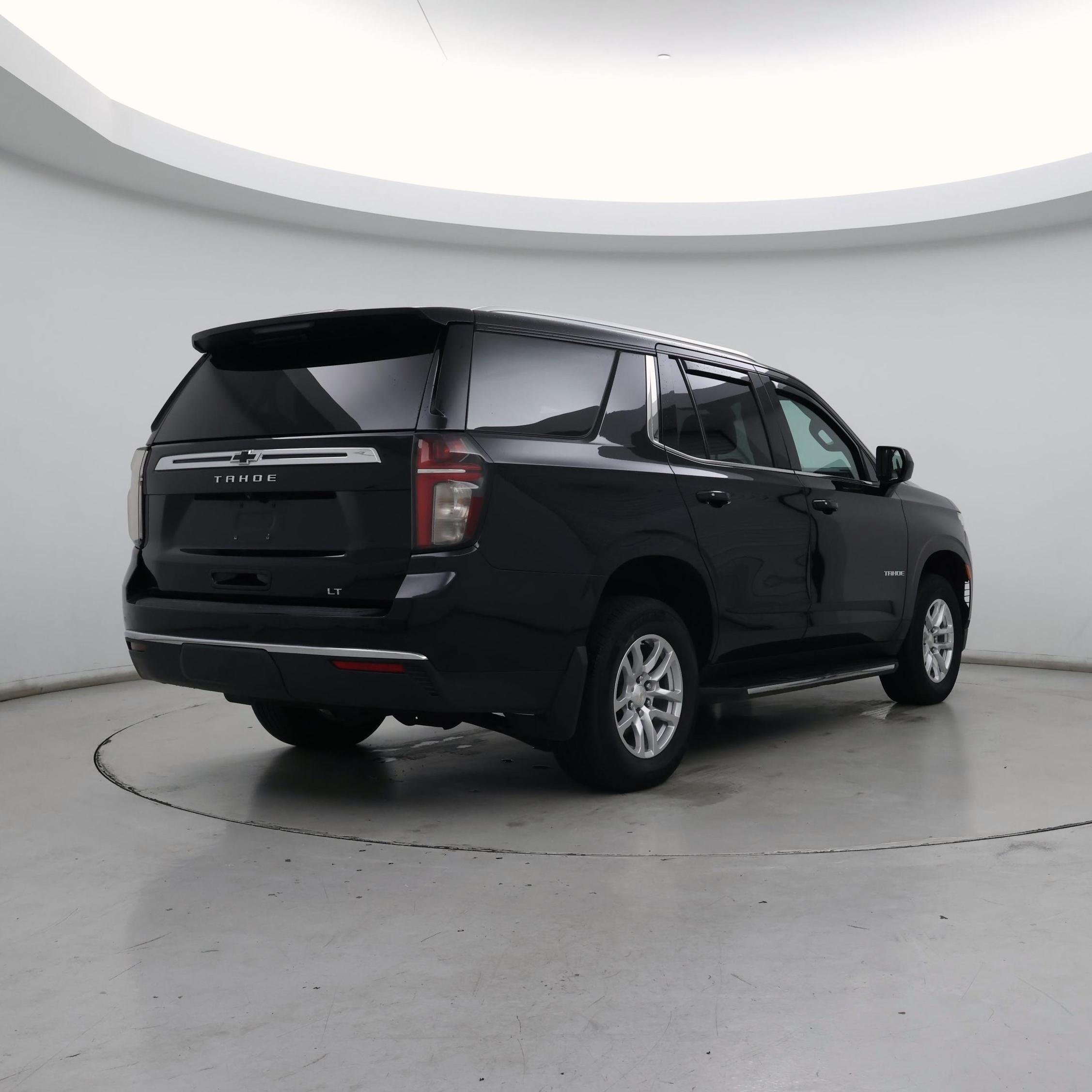 Thumbnail: 2021 Chevrolet Tahoe - 8