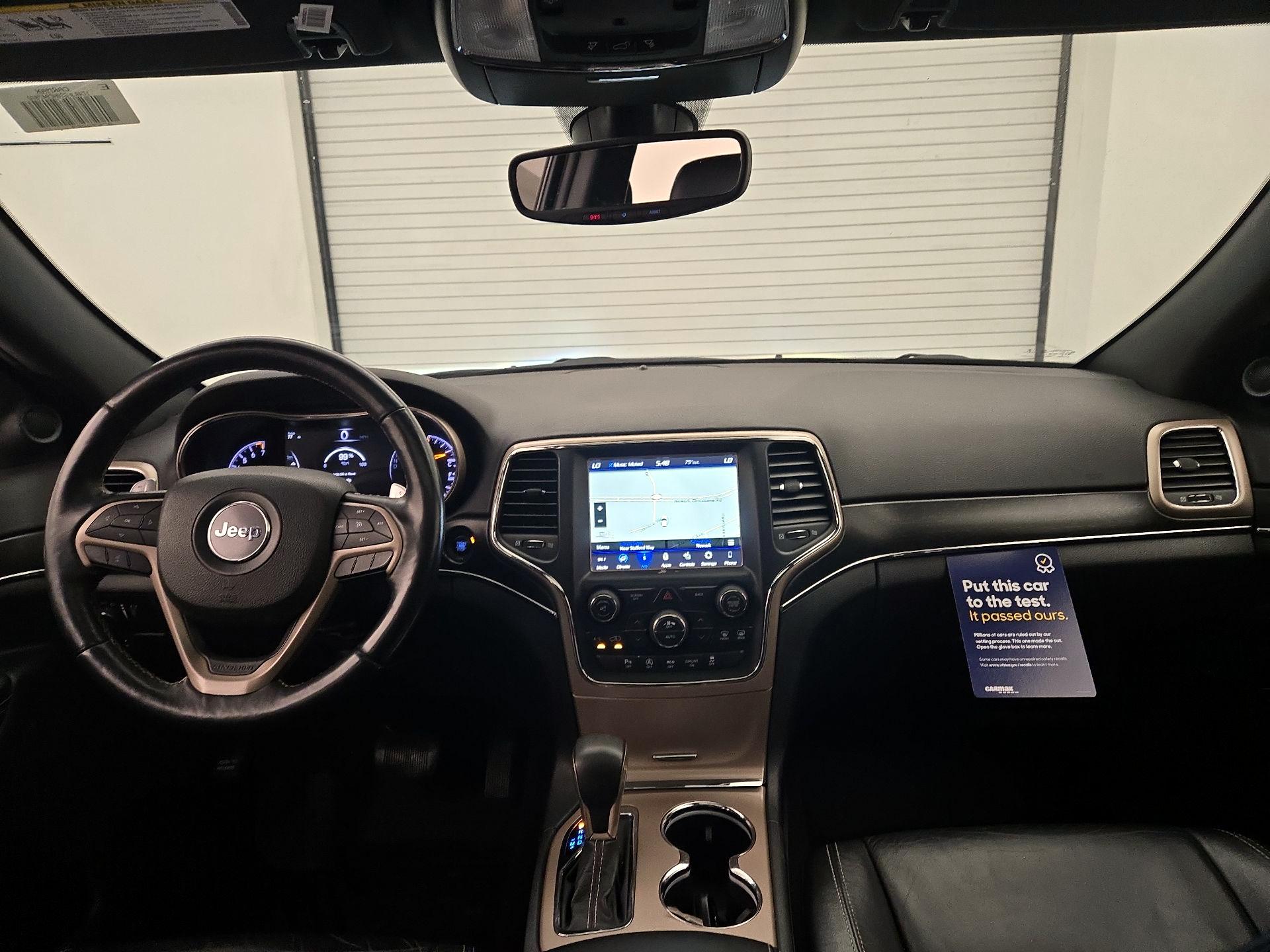 Thumbnail: 2017 Jeep Grand Cherokee - 9