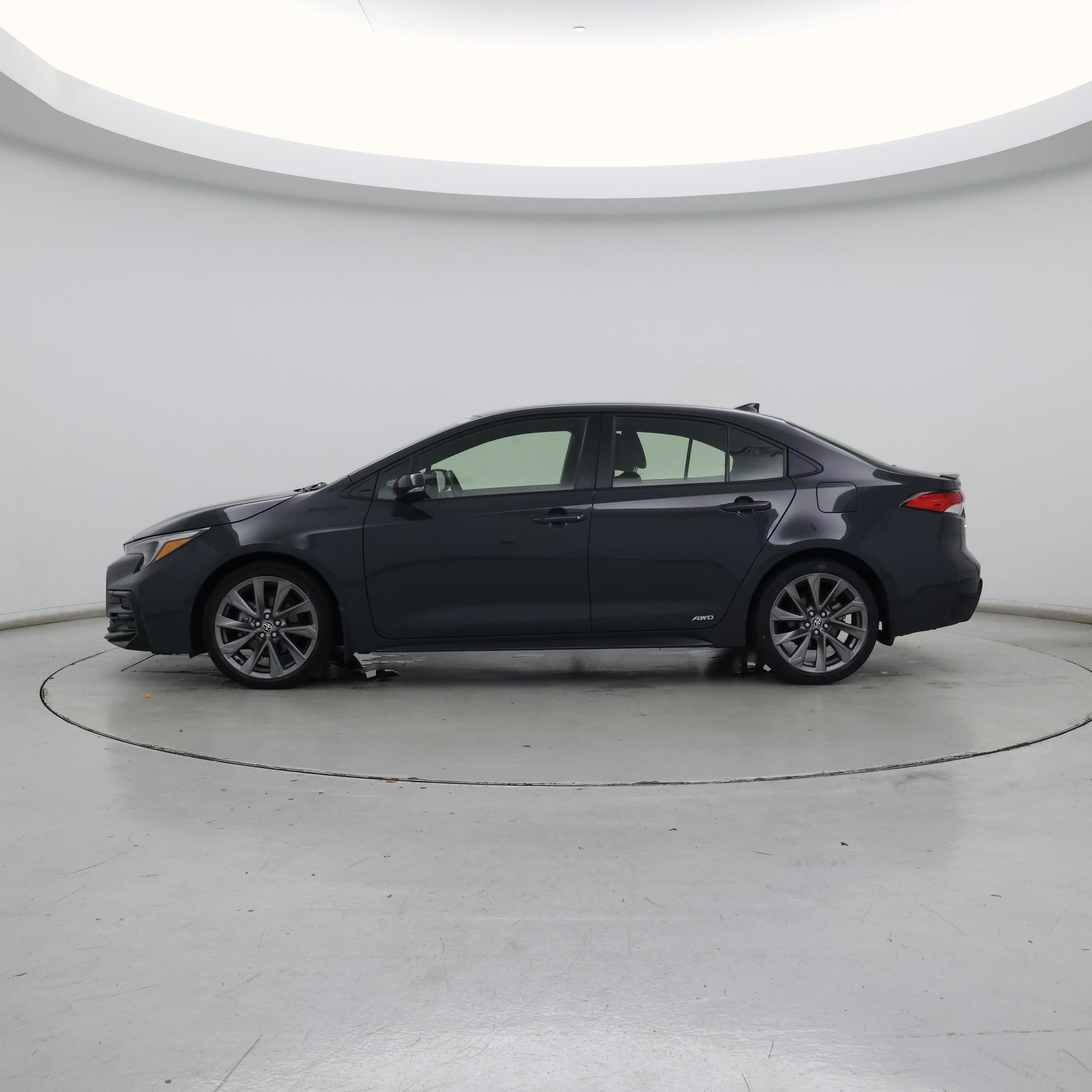 Thumbnail: 2023 Toyota Corolla - 3