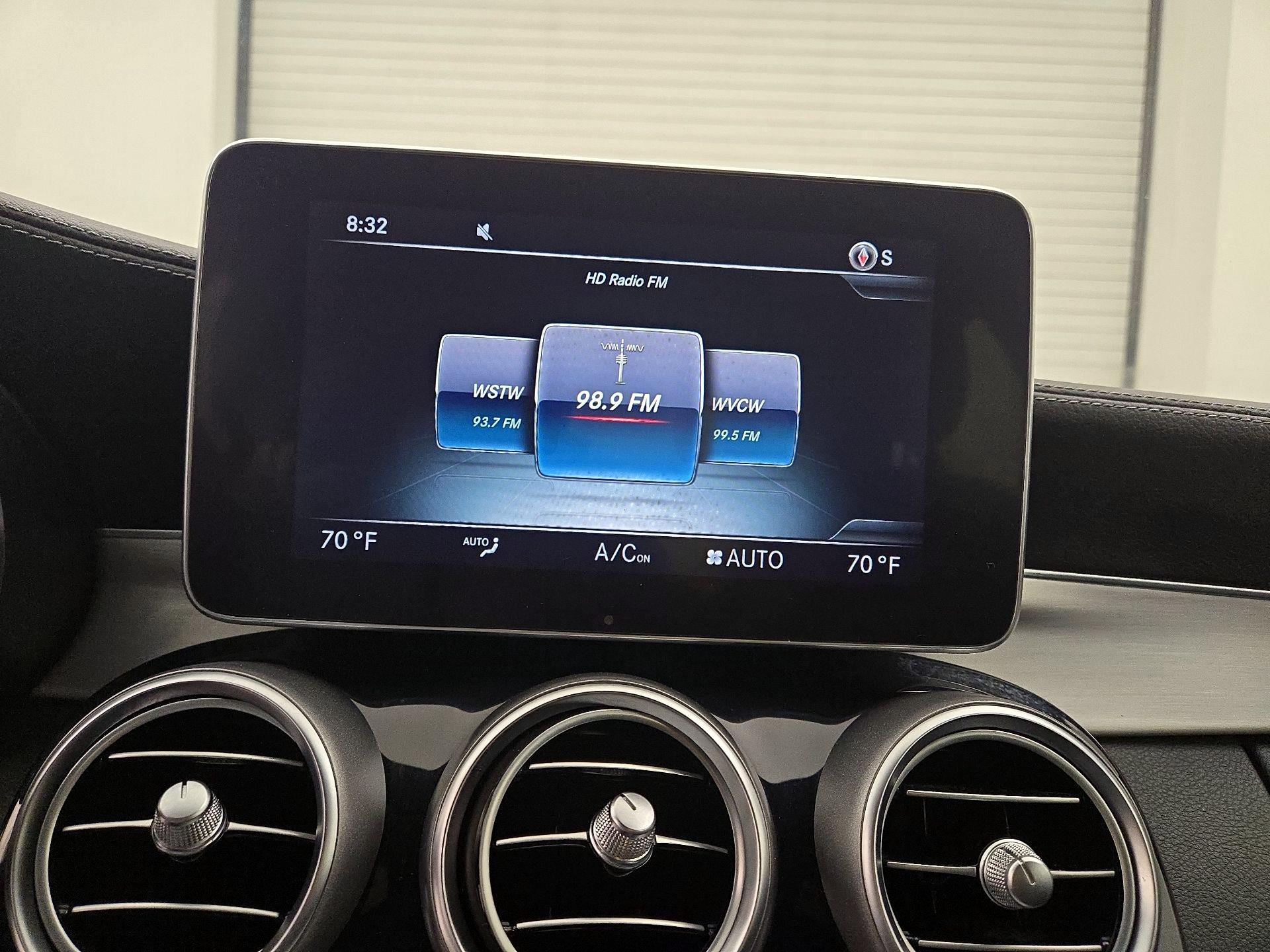 Thumbnail: 2015 Mercedes-Benz C-Class - 16