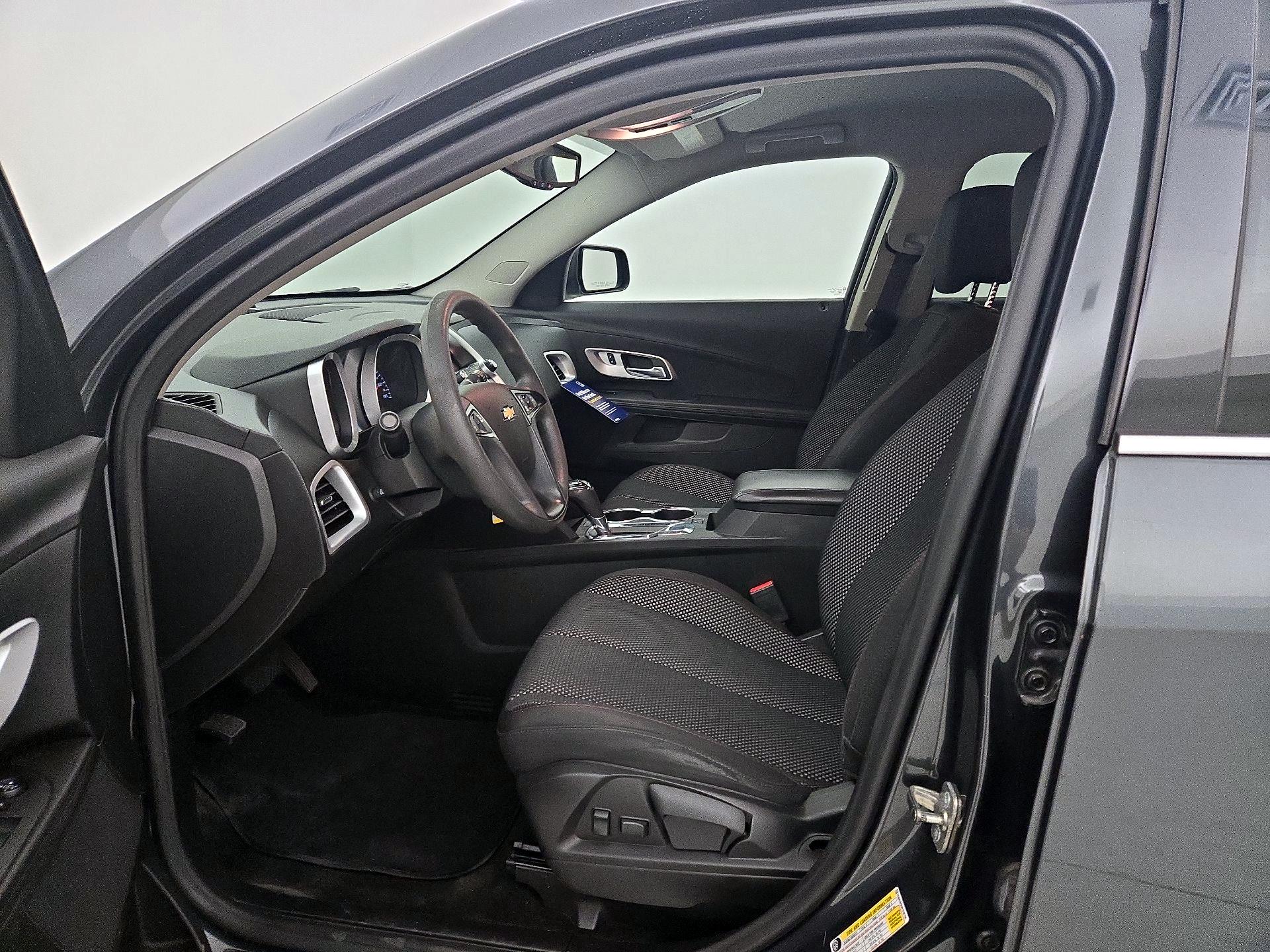Thumbnail: 2017 Chevrolet Equinox - 11