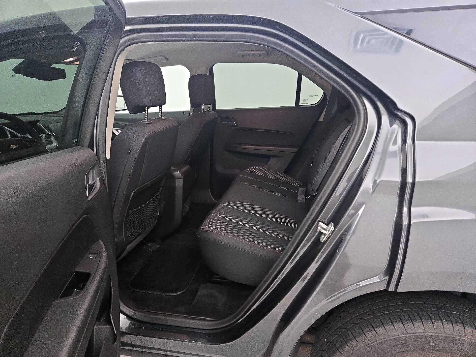 Thumbnail: 2017 Chevrolet Equinox - 18
