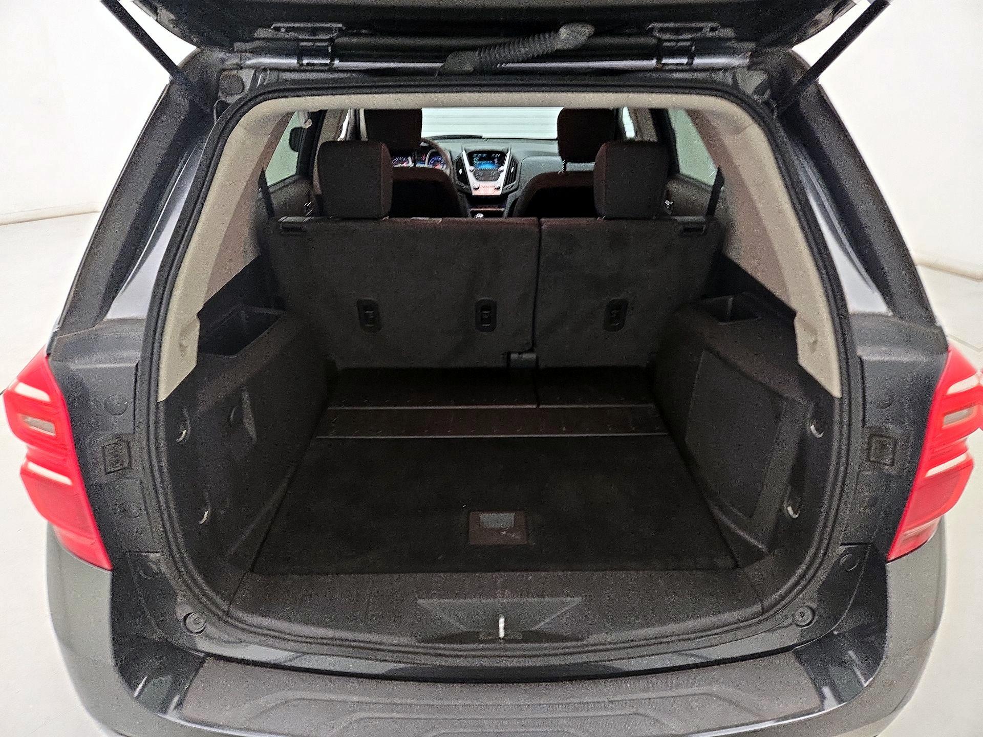 Thumbnail: 2017 Chevrolet Equinox - 19
