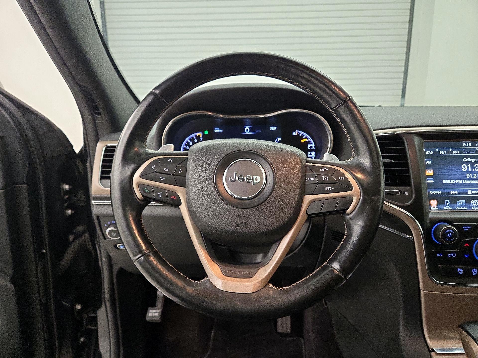 Thumbnail: 2017 Jeep Grand Cherokee - 10