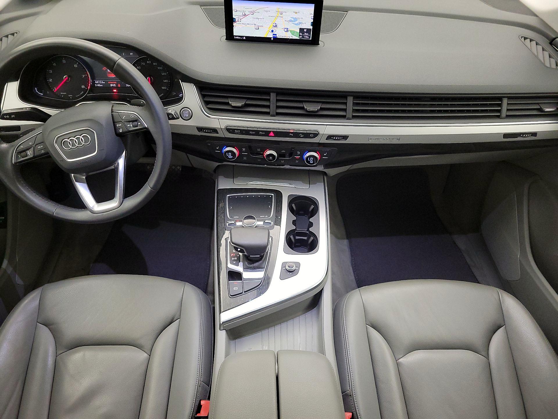 Thumbnail: 2019 Audi Q7 - 9