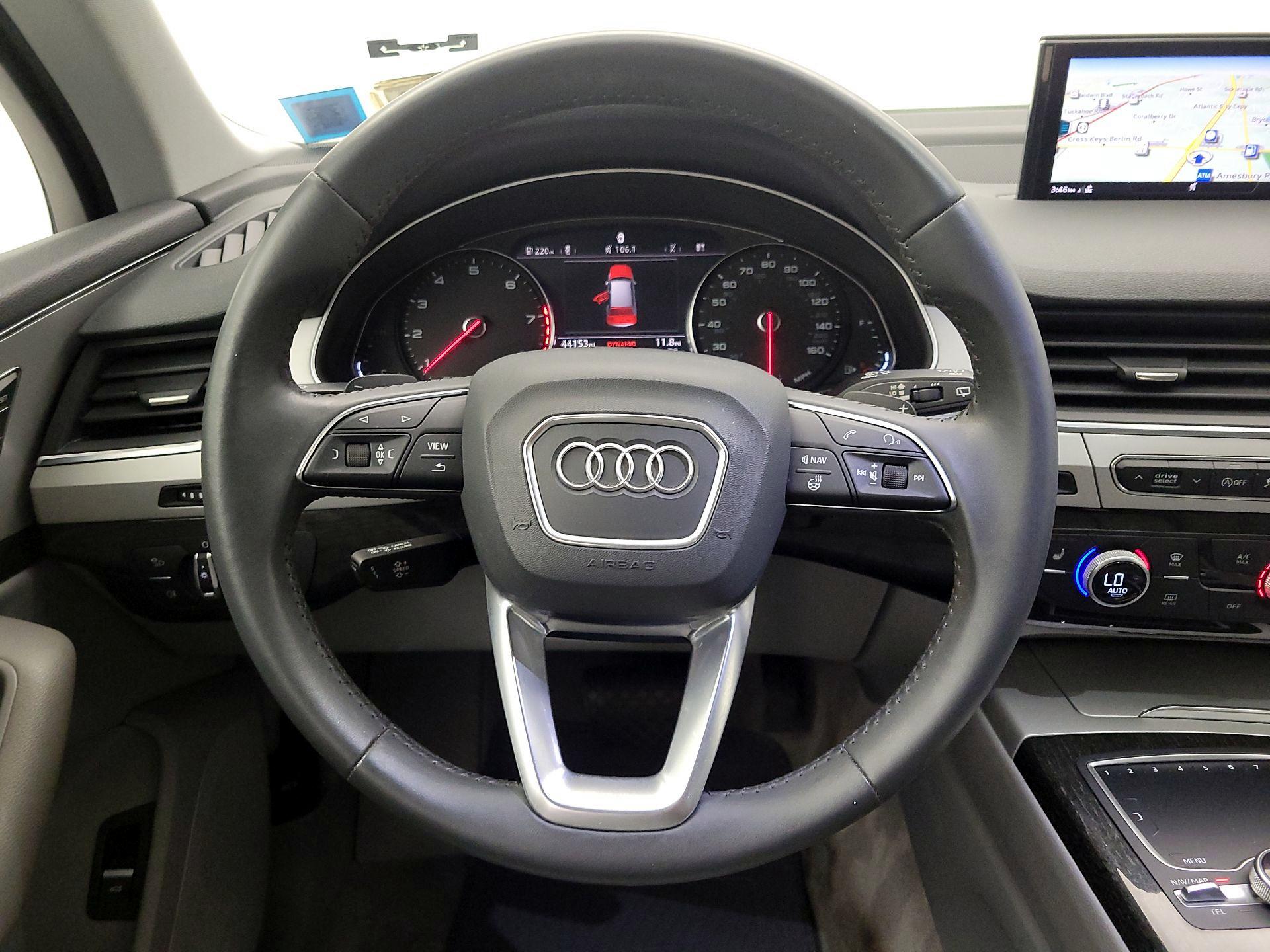 Thumbnail: 2019 Audi Q7 - 10